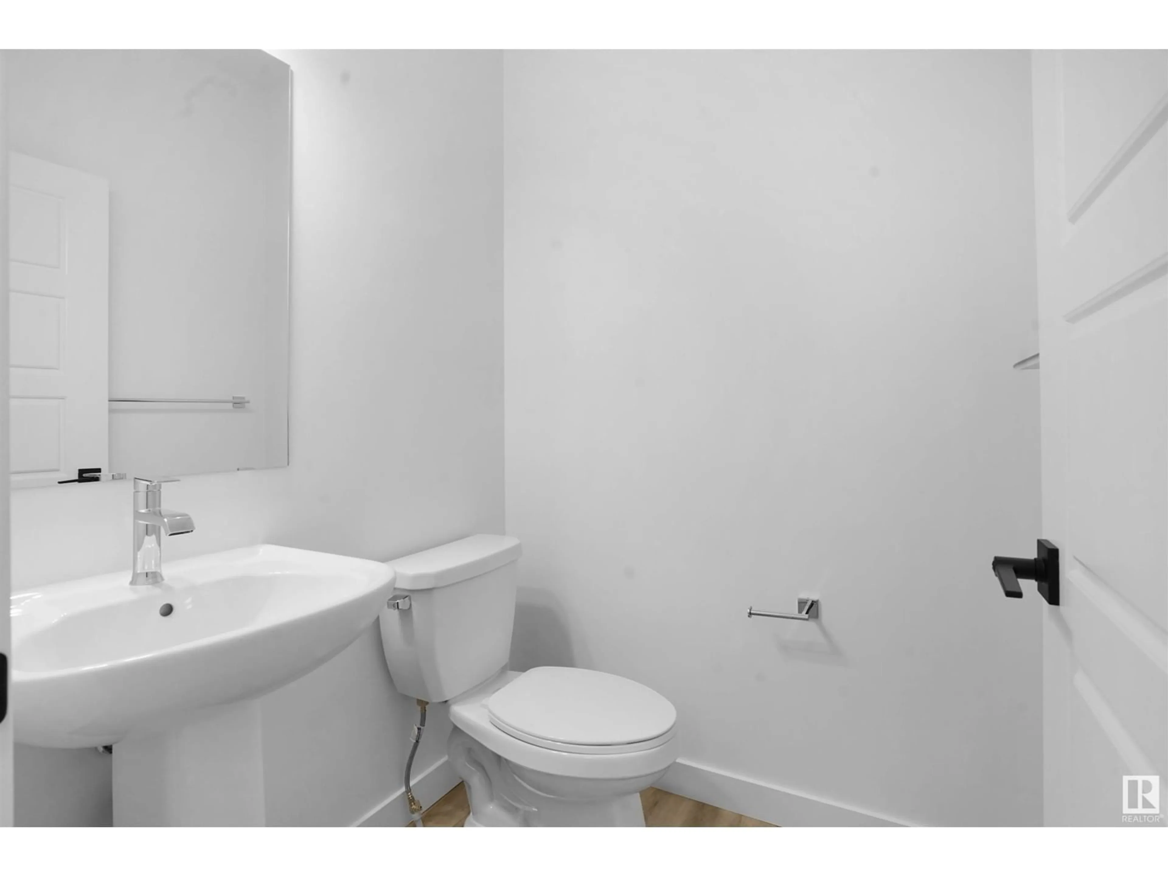 Standard bathroom, floor is not visible for NW - 4020 208 ST, Edmonton Alberta T6M3E4