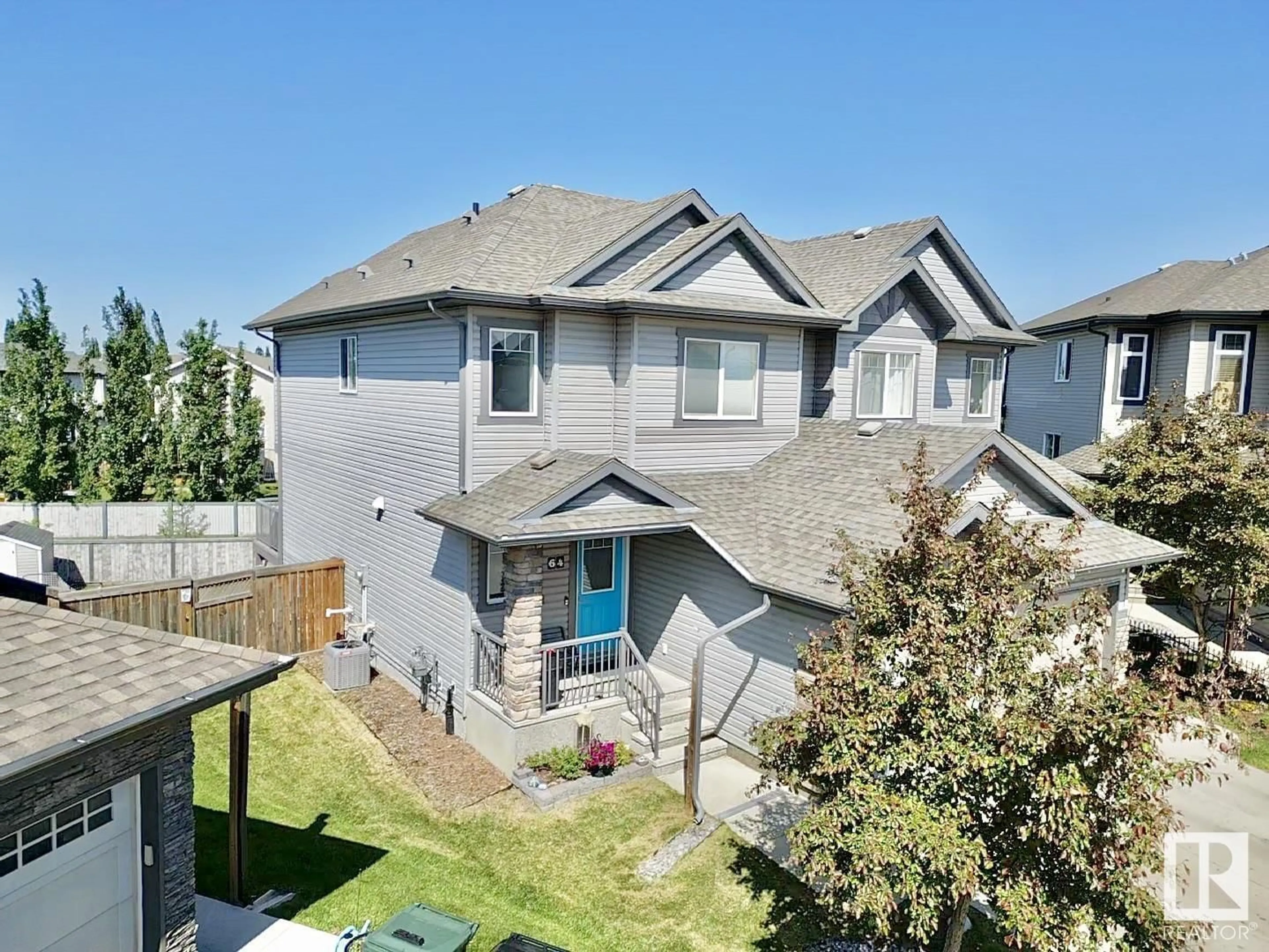 A pic from outside/outdoor area/front of a property/back of a property/a pic from drone, street for 64 AUSTIN CO, Spruce Grove Alberta T7X0N4