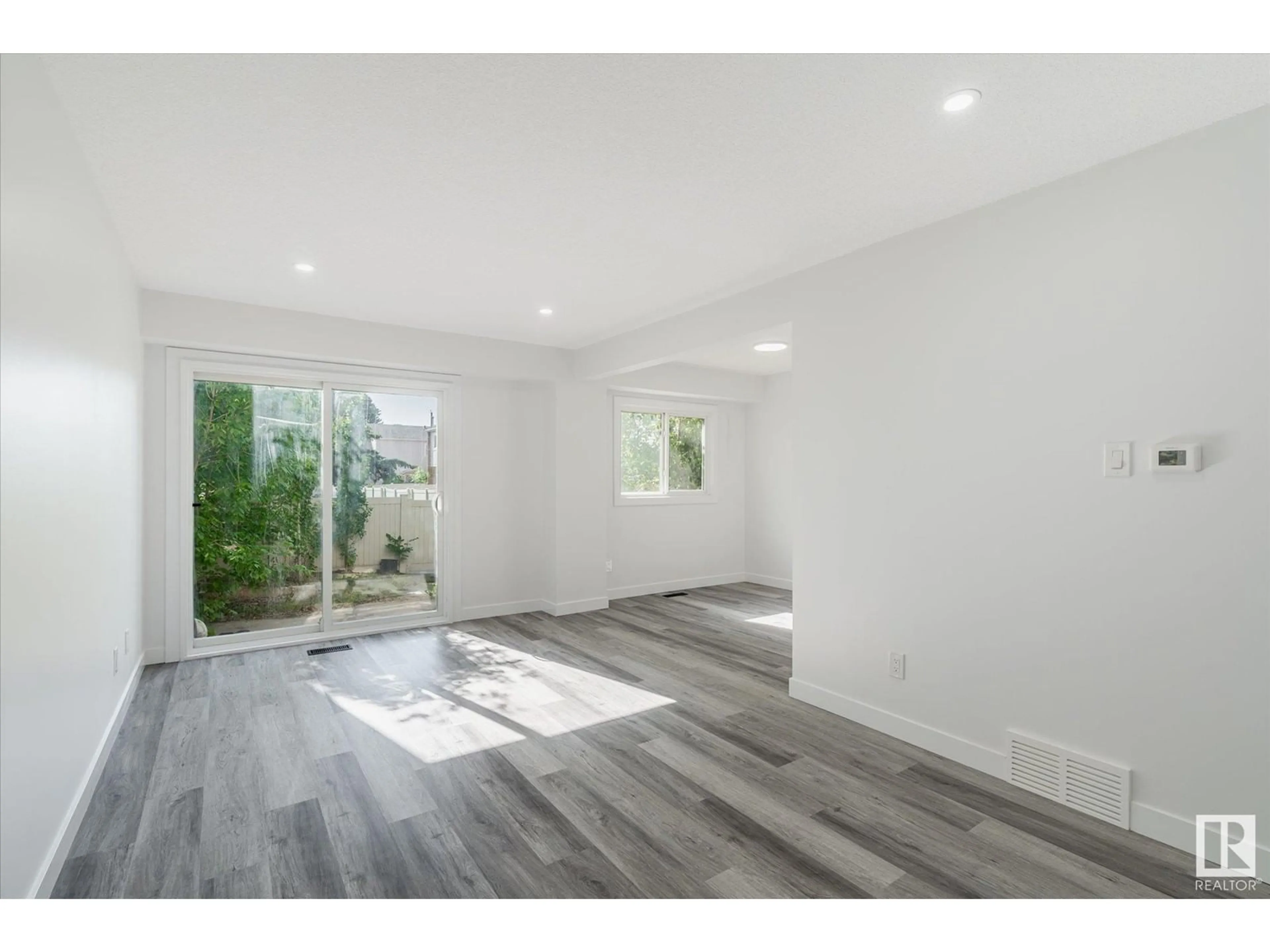 A pic of a room for 199 CENTENNIAL CO, Edmonton Alberta T5P0V4