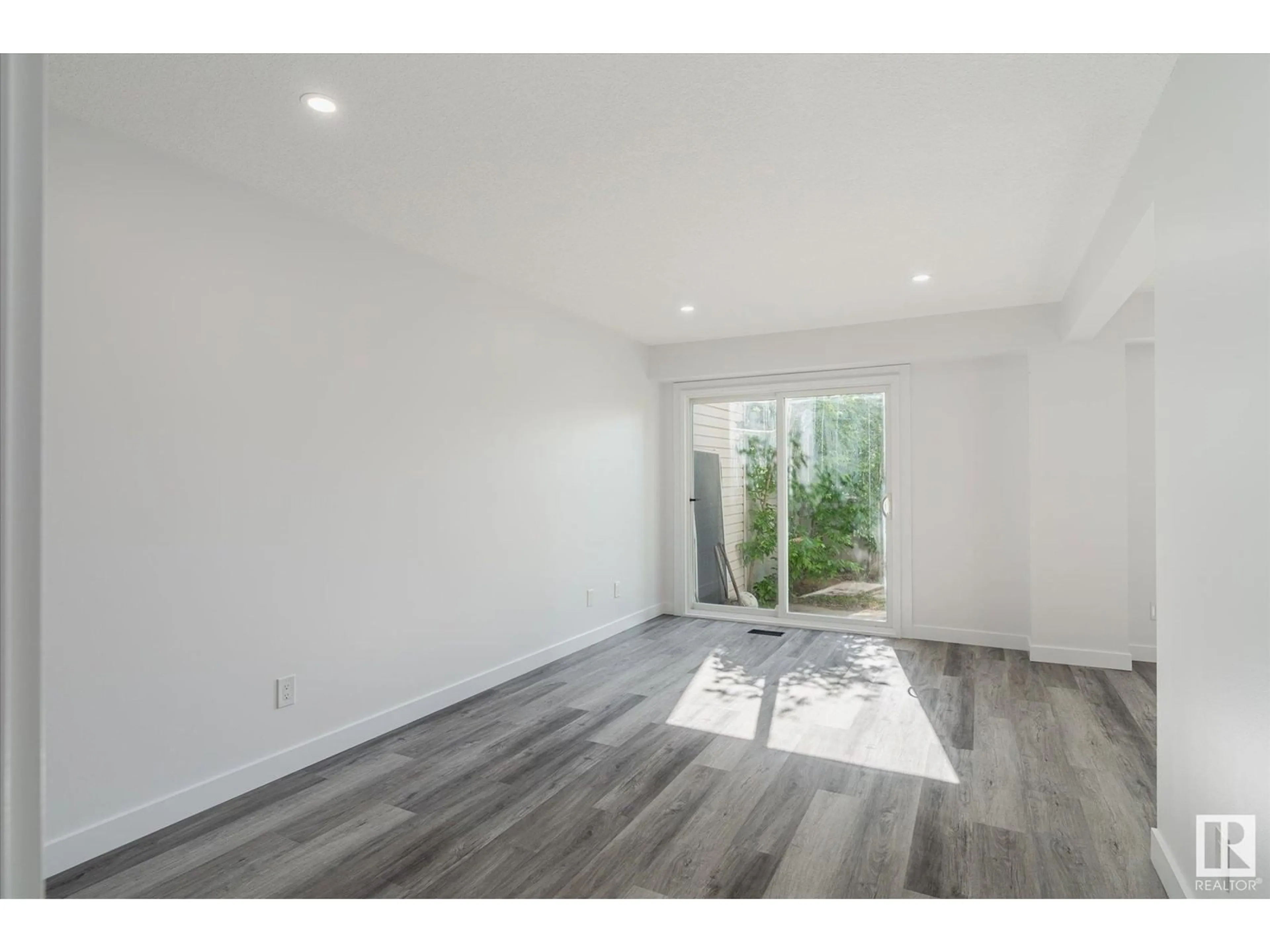 A pic of a room for 199 CENTENNIAL CO, Edmonton Alberta T5P0V4