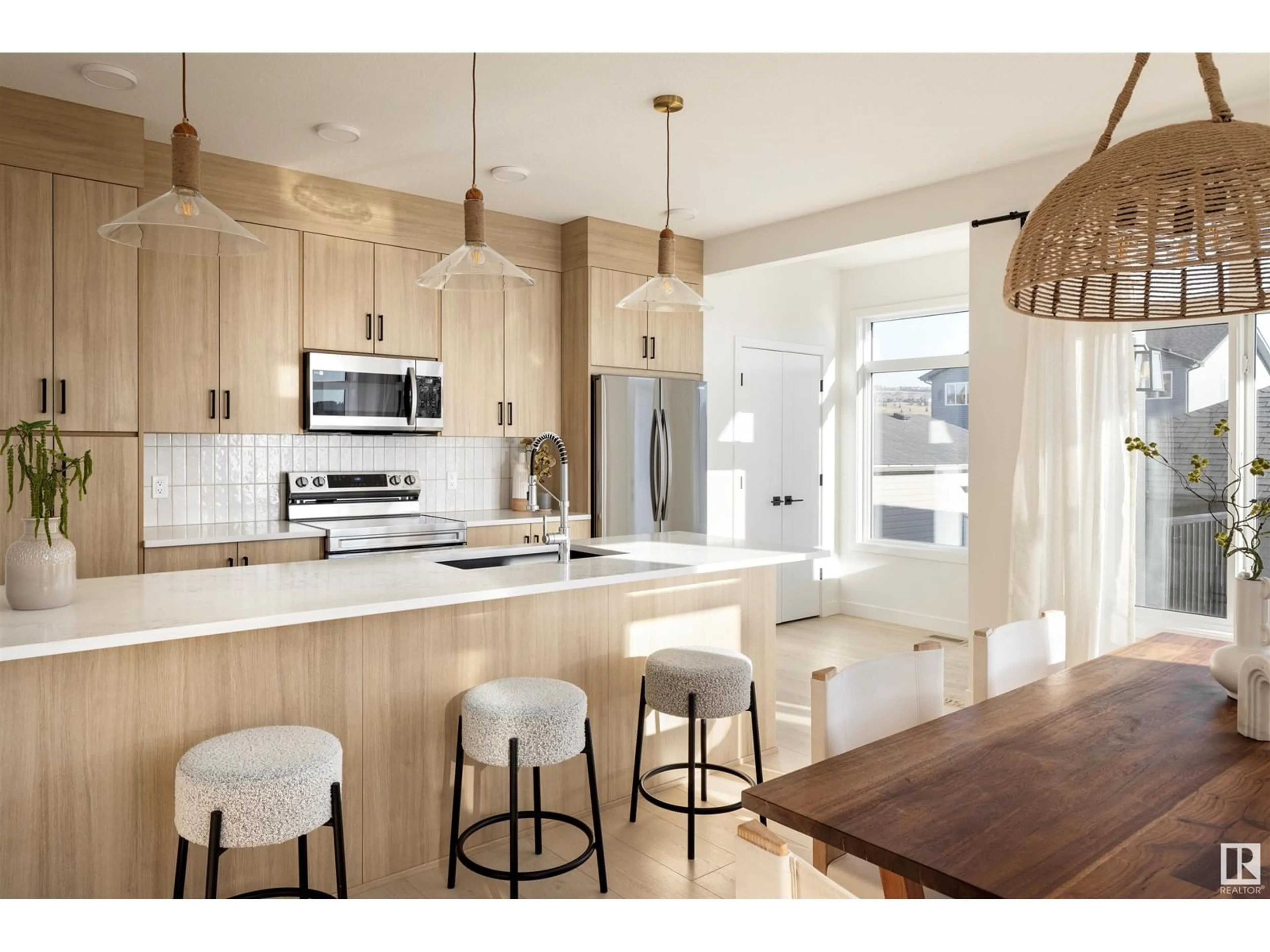 Open concept kitchen, unknown for 2119 CROSSBILL LN, Edmonton Alberta X0X0X0