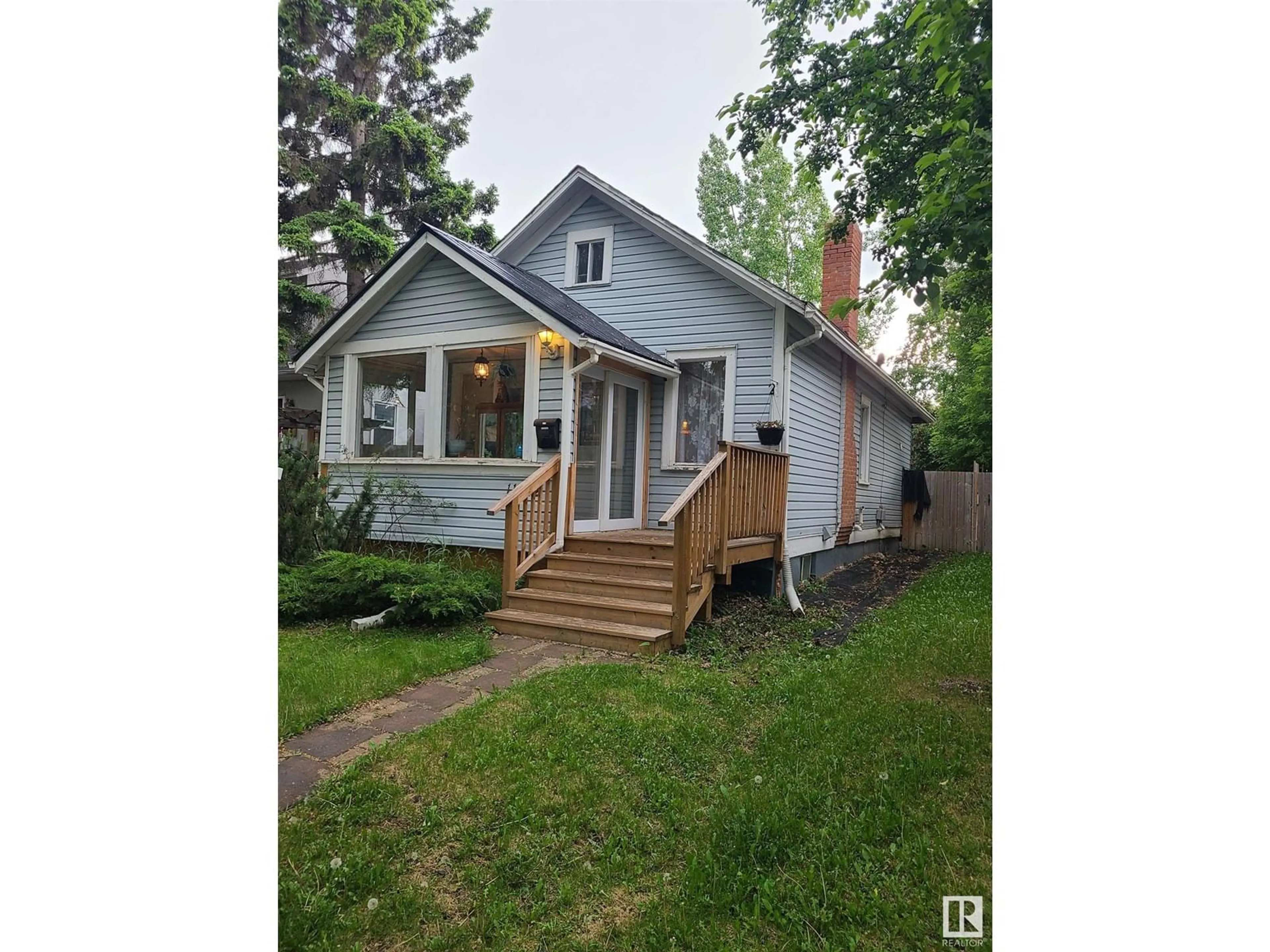 Unknown for NW - 11512 122 ST, Edmonton Alberta T5M0C1