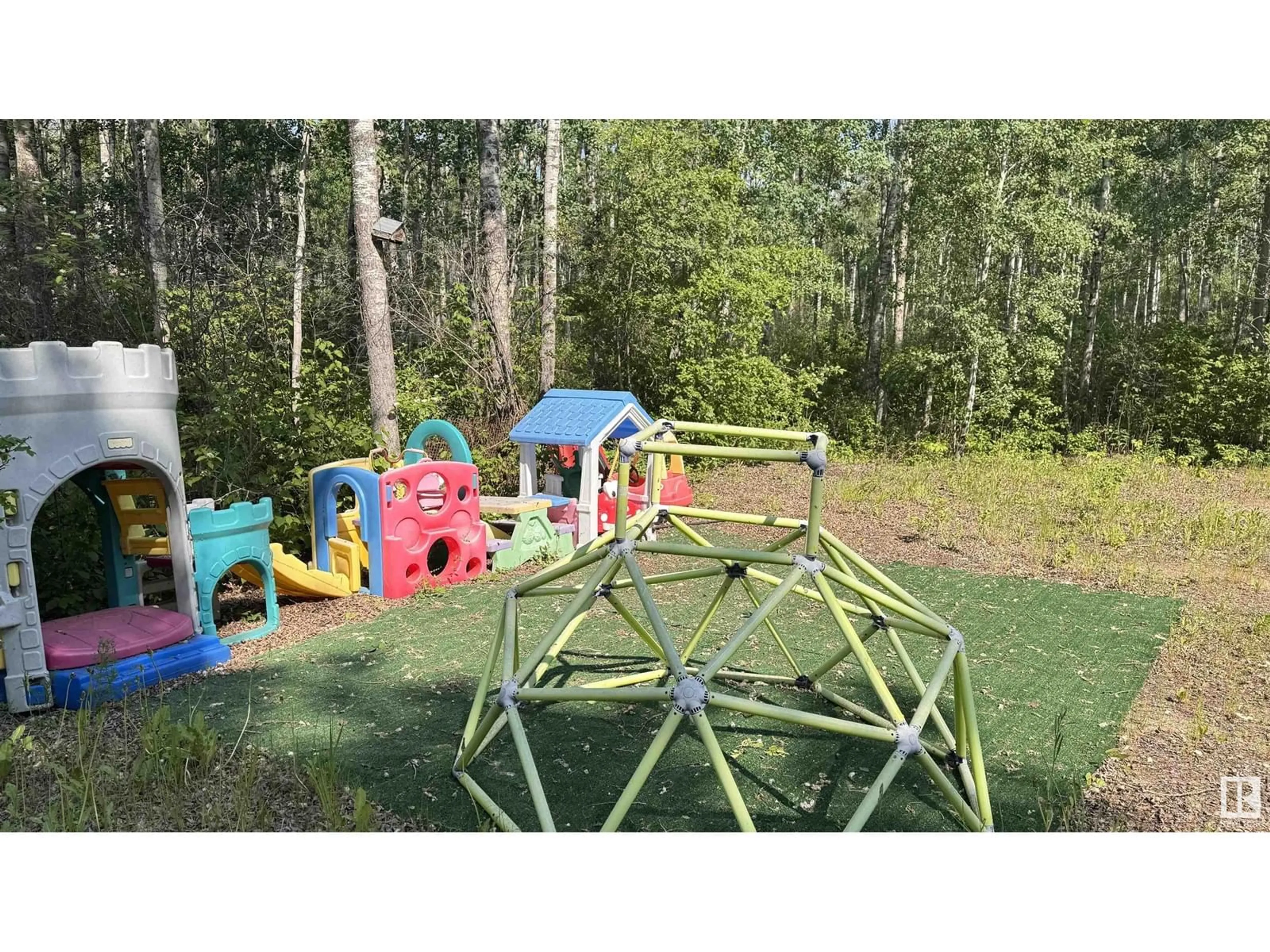 A pic from outside/outdoor area/front of a property/back of a property/a pic from drone, forest/trees view for 834 11013 HWY 28, Rural St. Paul County Alberta T0A0C0