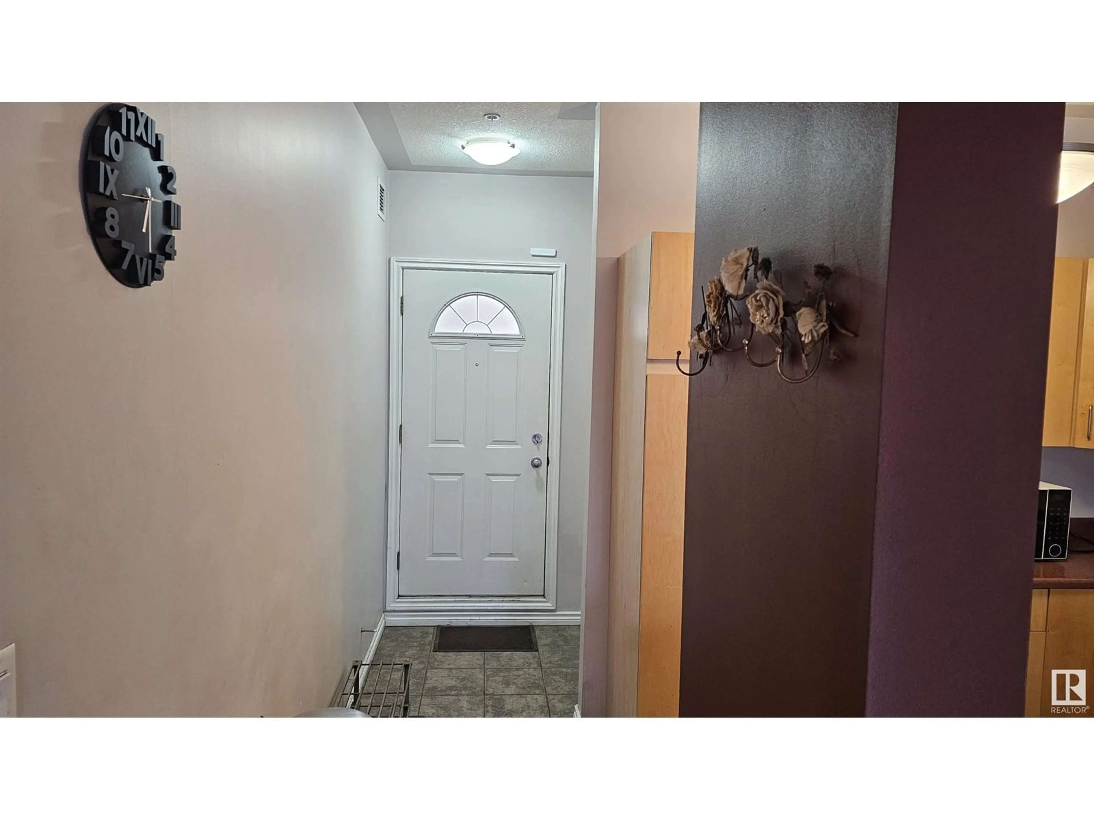 Indoor entryway for 203 - 10707 102 AV, Edmonton Alberta T5J5E4
