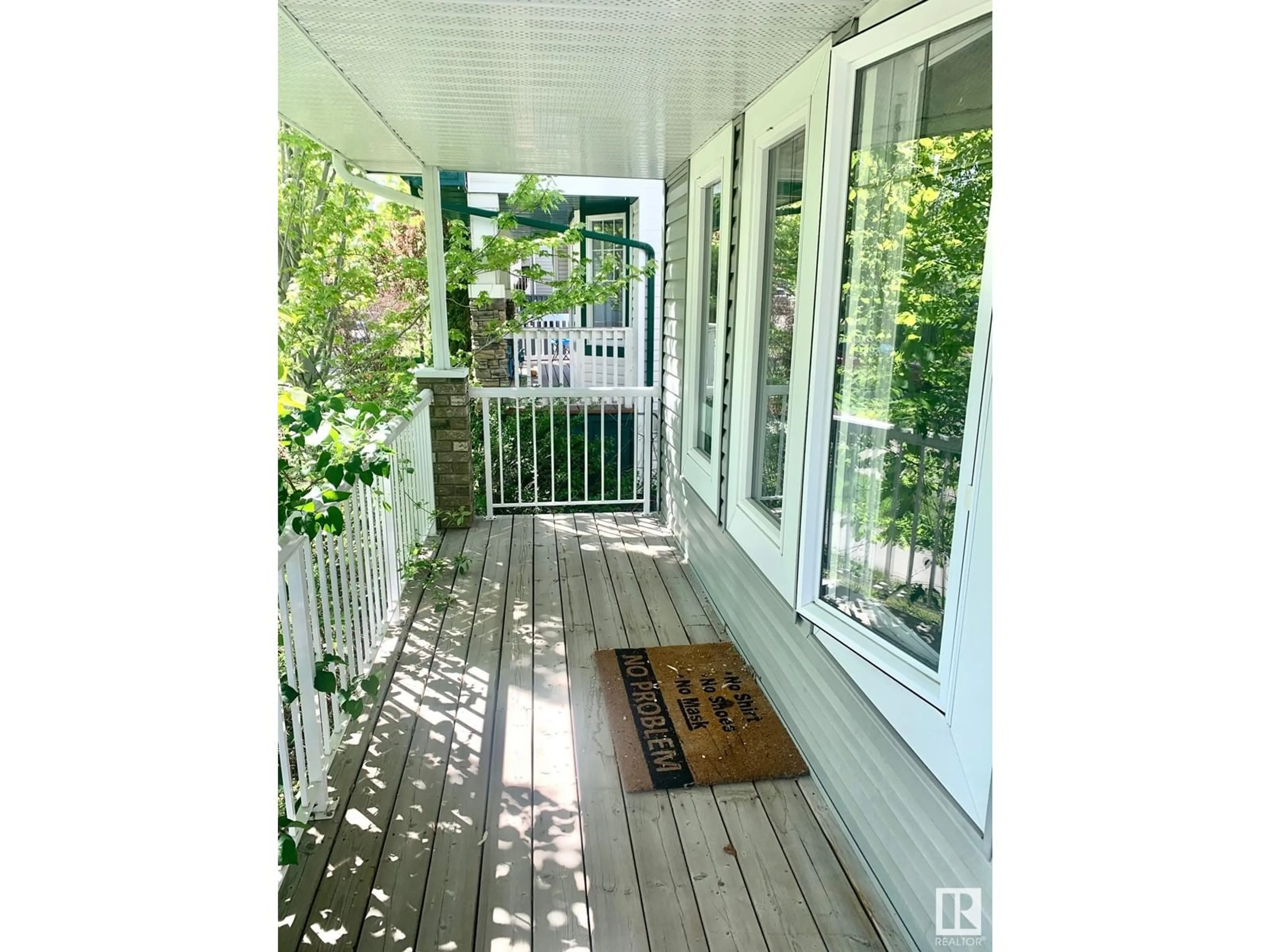 Patio, street for E - 47 SPRUCE VILLAGE DR, Spruce Grove Alberta T7X0H1