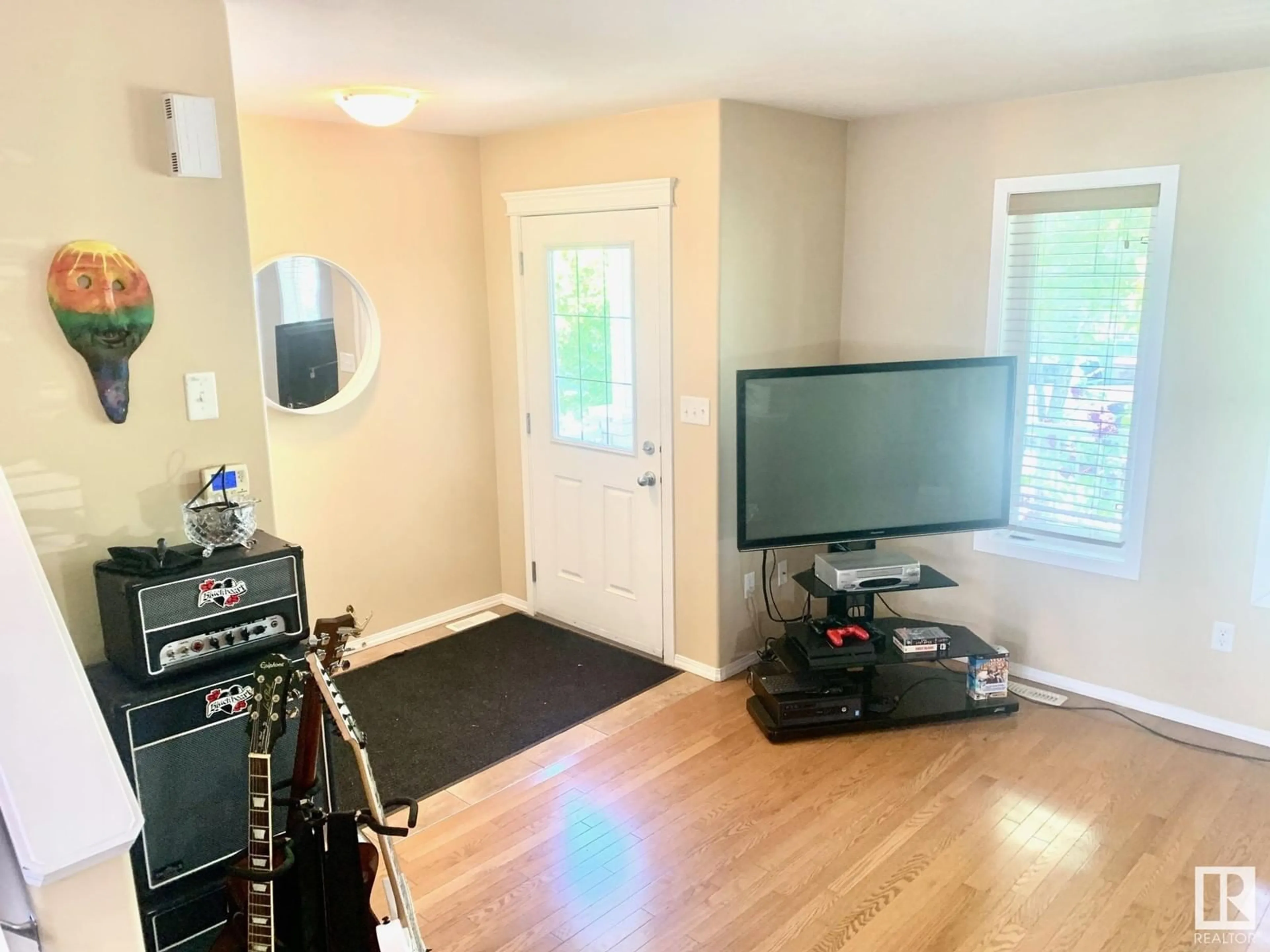 A pic of a room for E - 47 SPRUCE VILLAGE DR, Spruce Grove Alberta T7X0H1