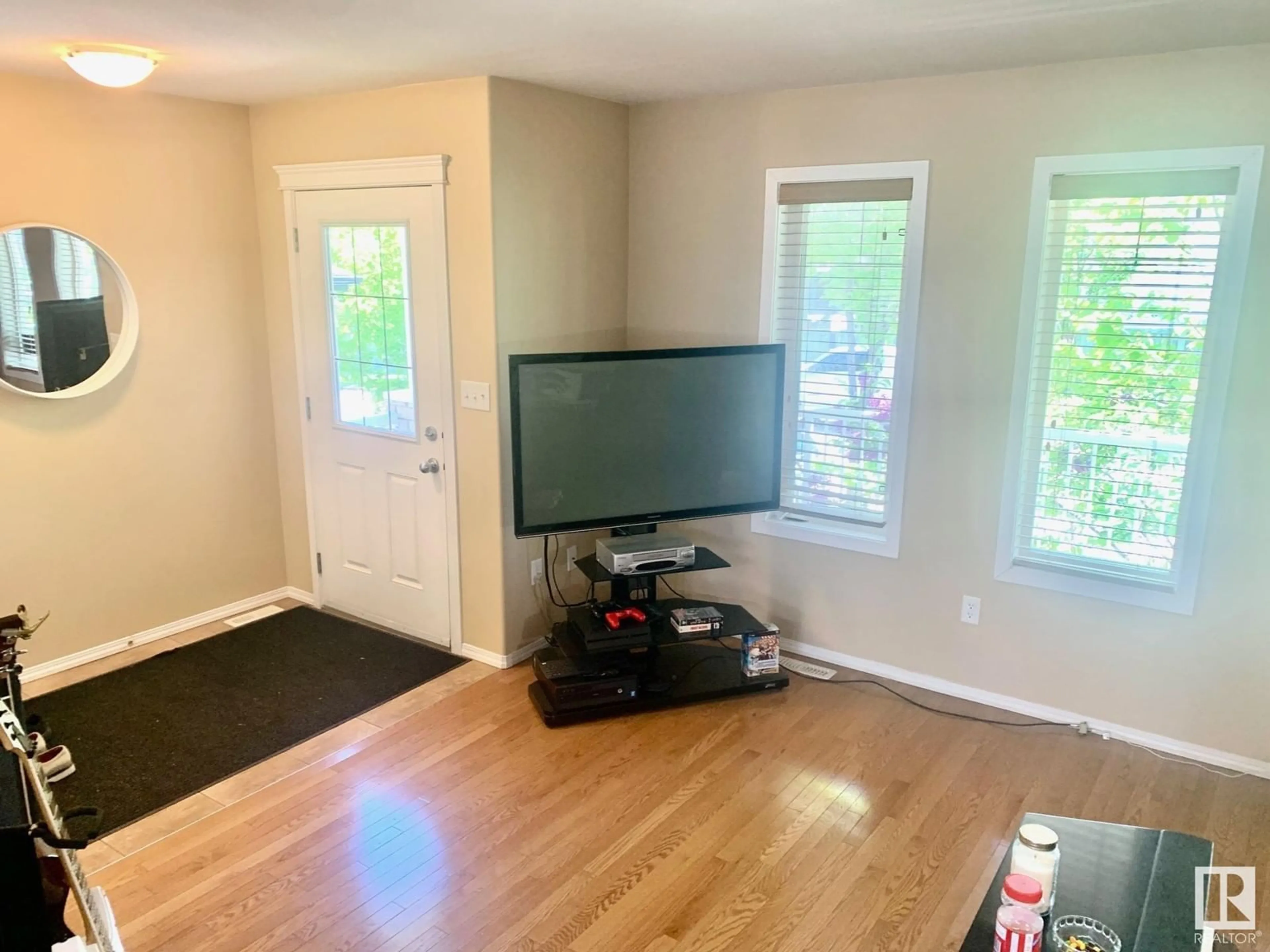 A pic of a room for E - 47 SPRUCE VILLAGE DR, Spruce Grove Alberta T7X0H1