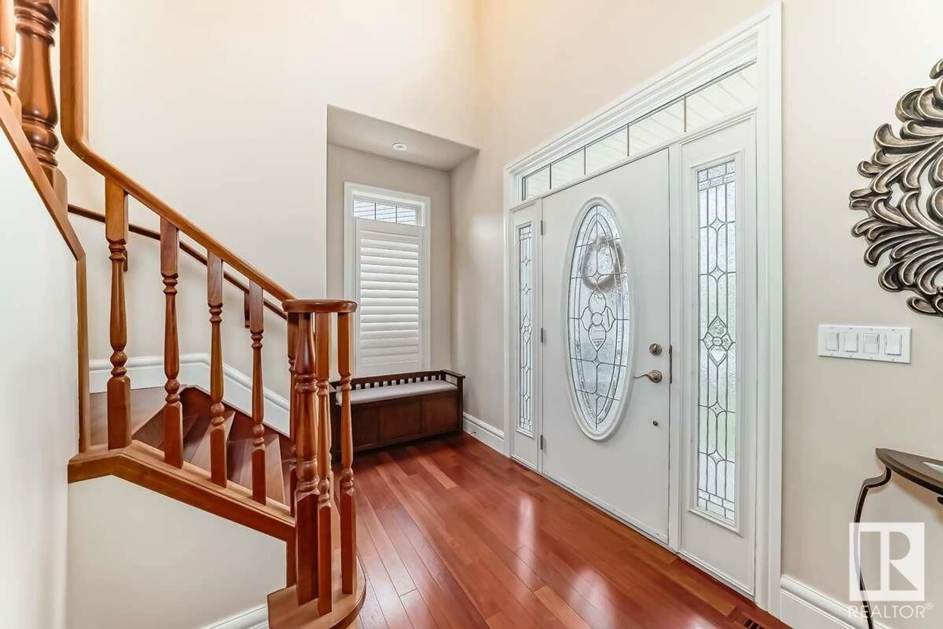 Indoor entryway for 5420 SUNVIEW BA, Sherwood Park Alberta T8H0K3