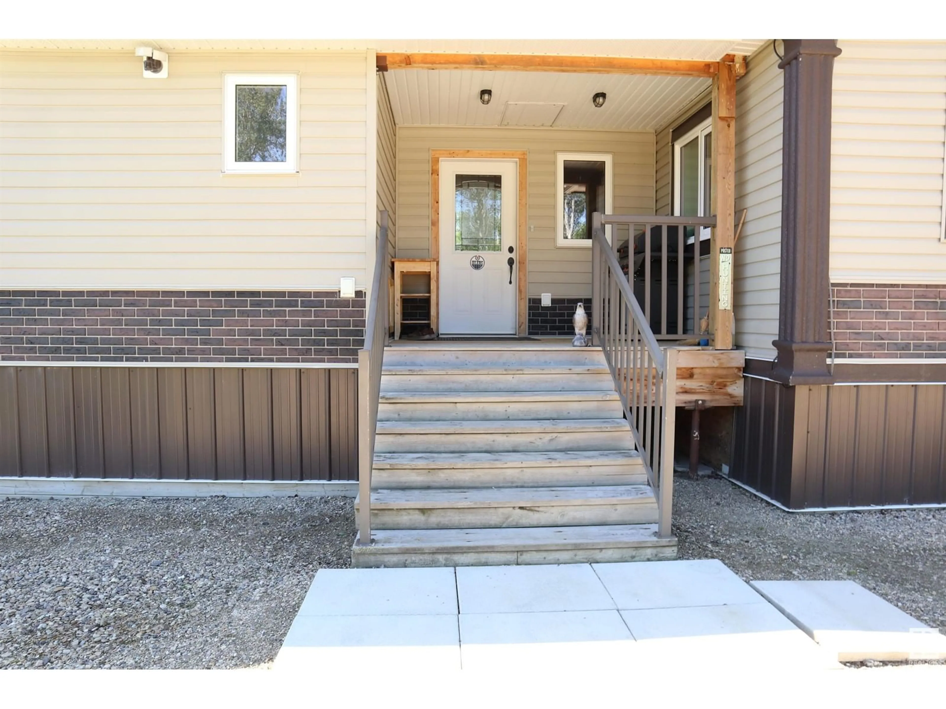 Indoor entryway for 5029 TWP ROAD 501, Rural Brazeau County Alberta T0C1W0