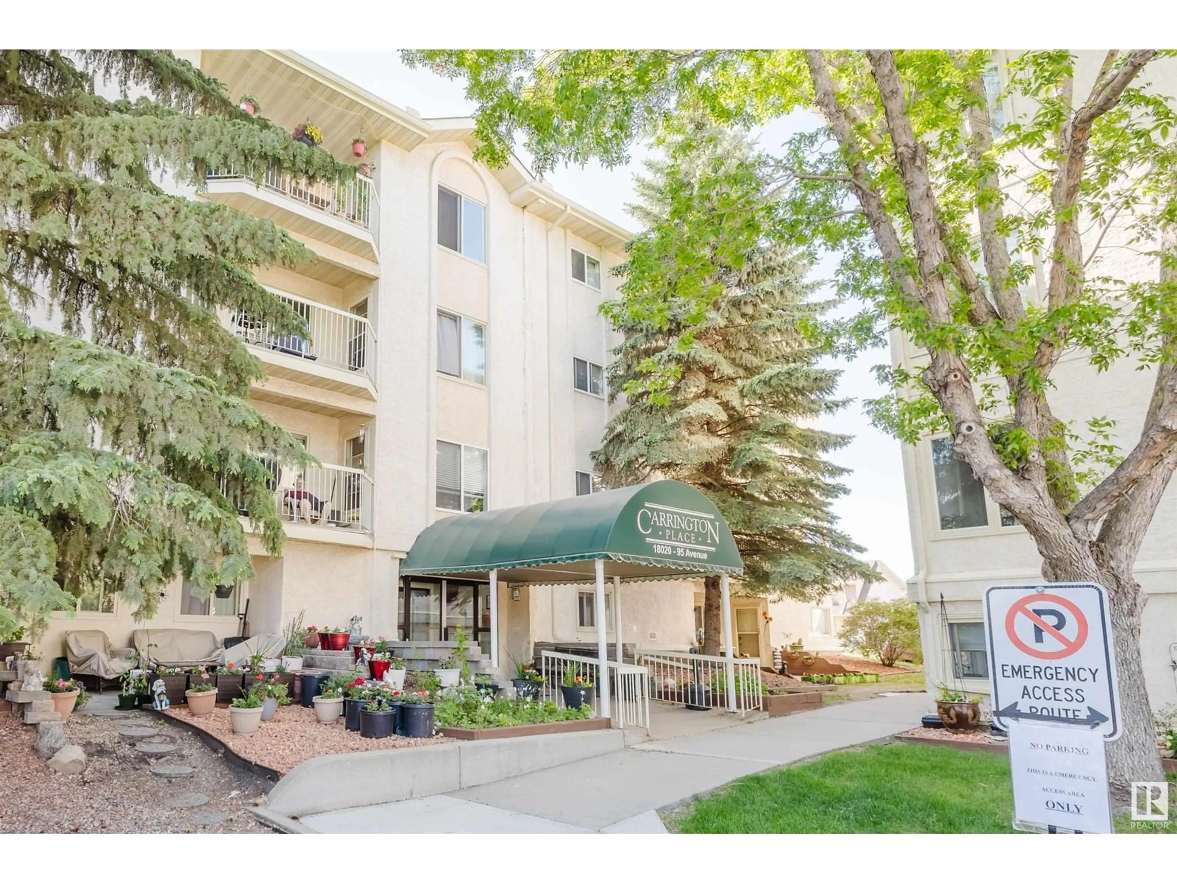 Patio, mountain view for 202 - 18020 95 AV, Edmonton Alberta T5T6B2