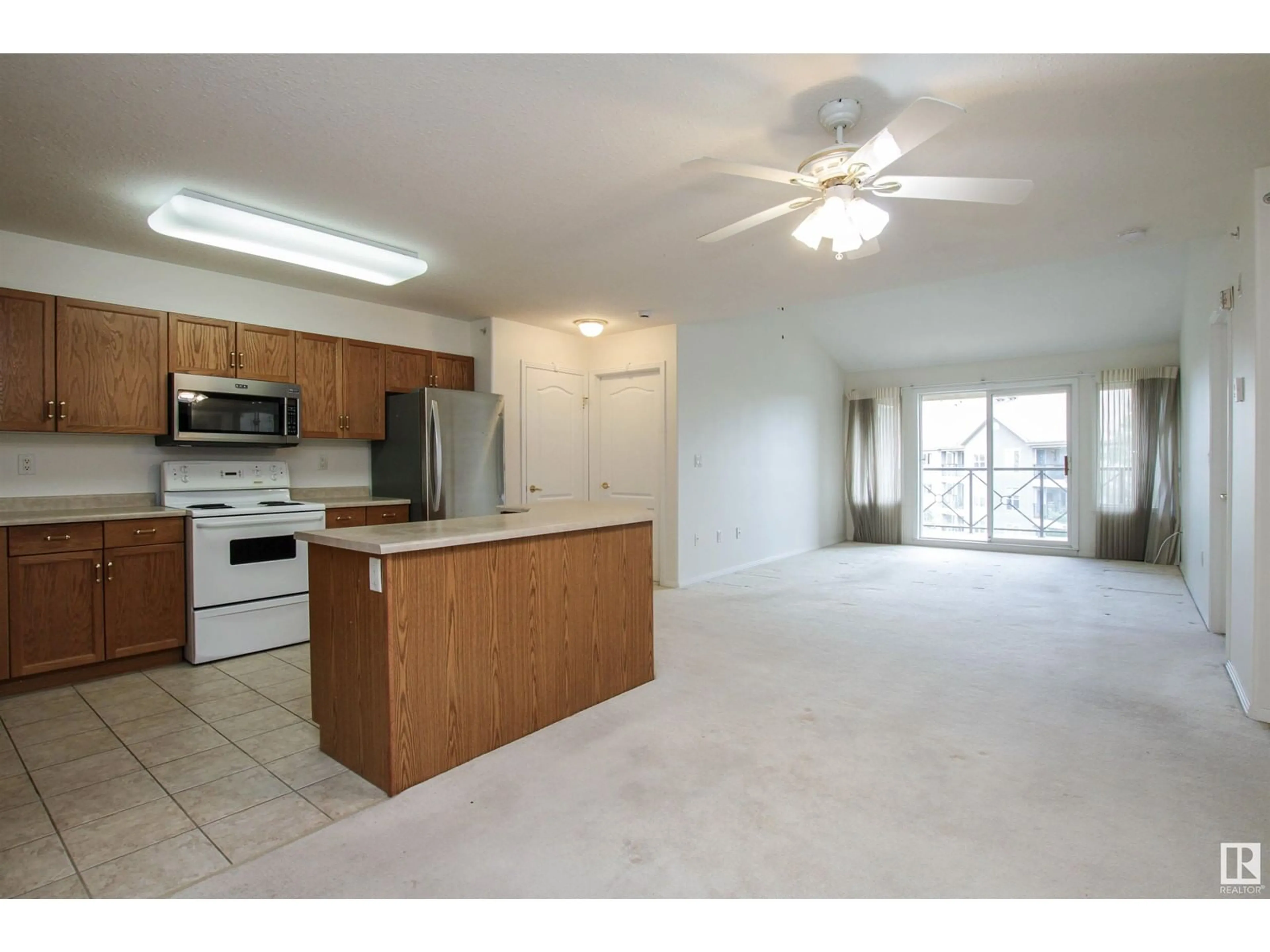 Unknown for #402 - 8912 156 ST, Edmonton Alberta T5R5Z2