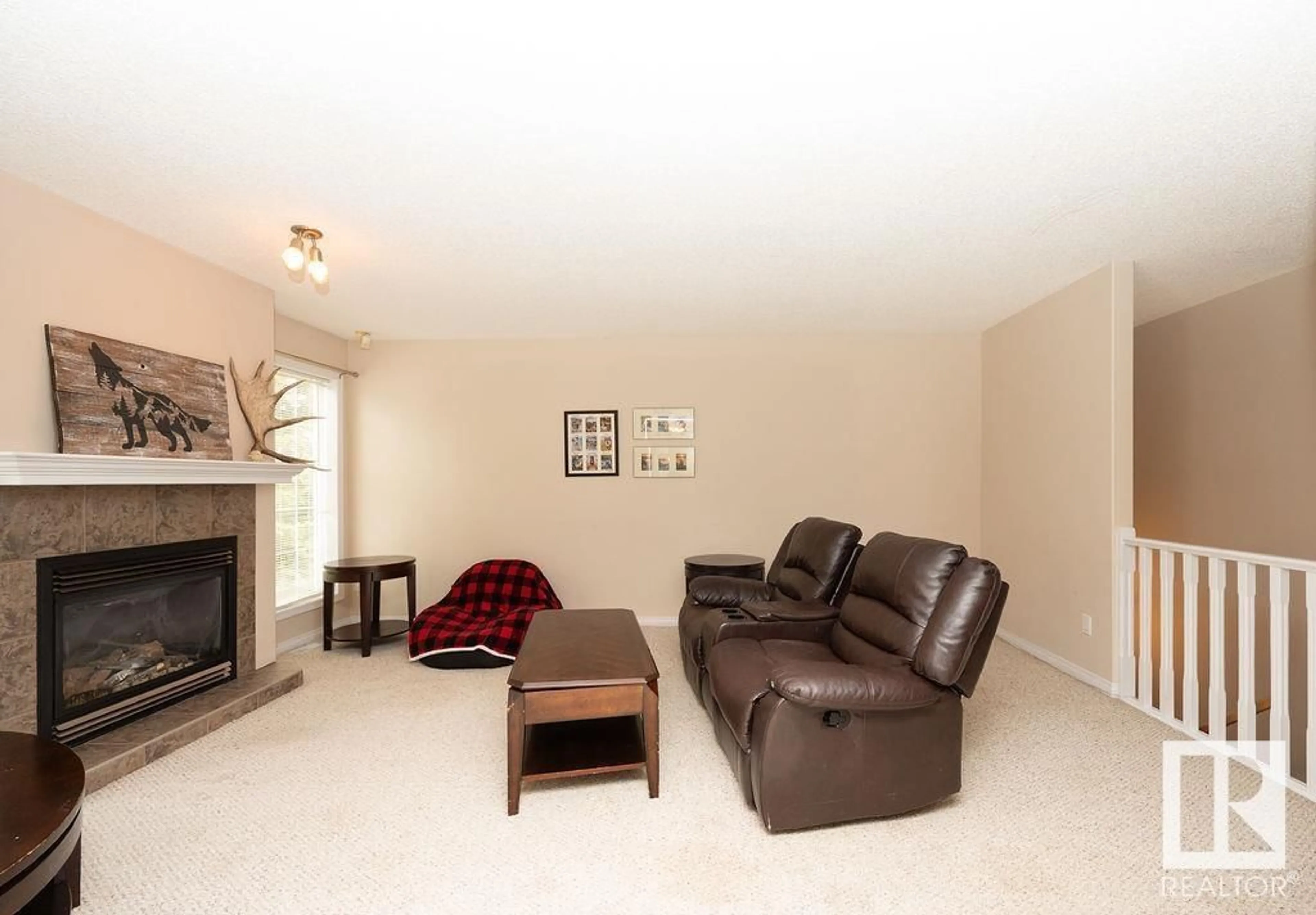 Living room with furniture, unknown for 60319 RGE RD 252, Rural Westlock County Alberta T0G0P0