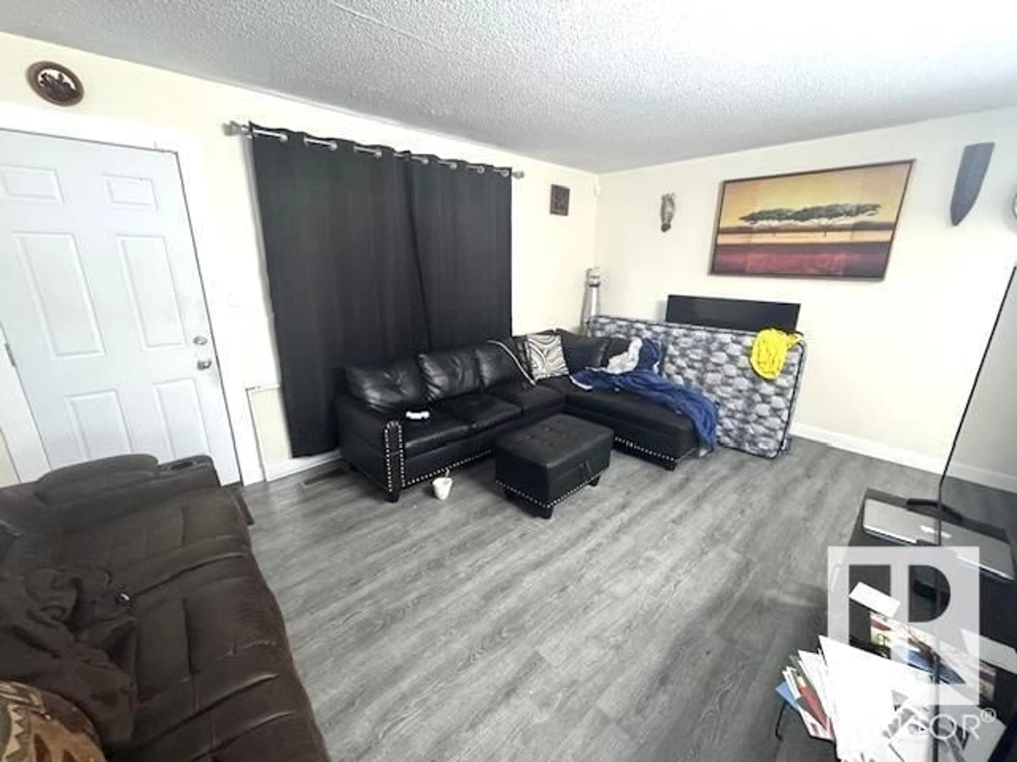 A pic of a room for 692 ABBOTTSFIELD RD, Edmonton Alberta T5W4R4