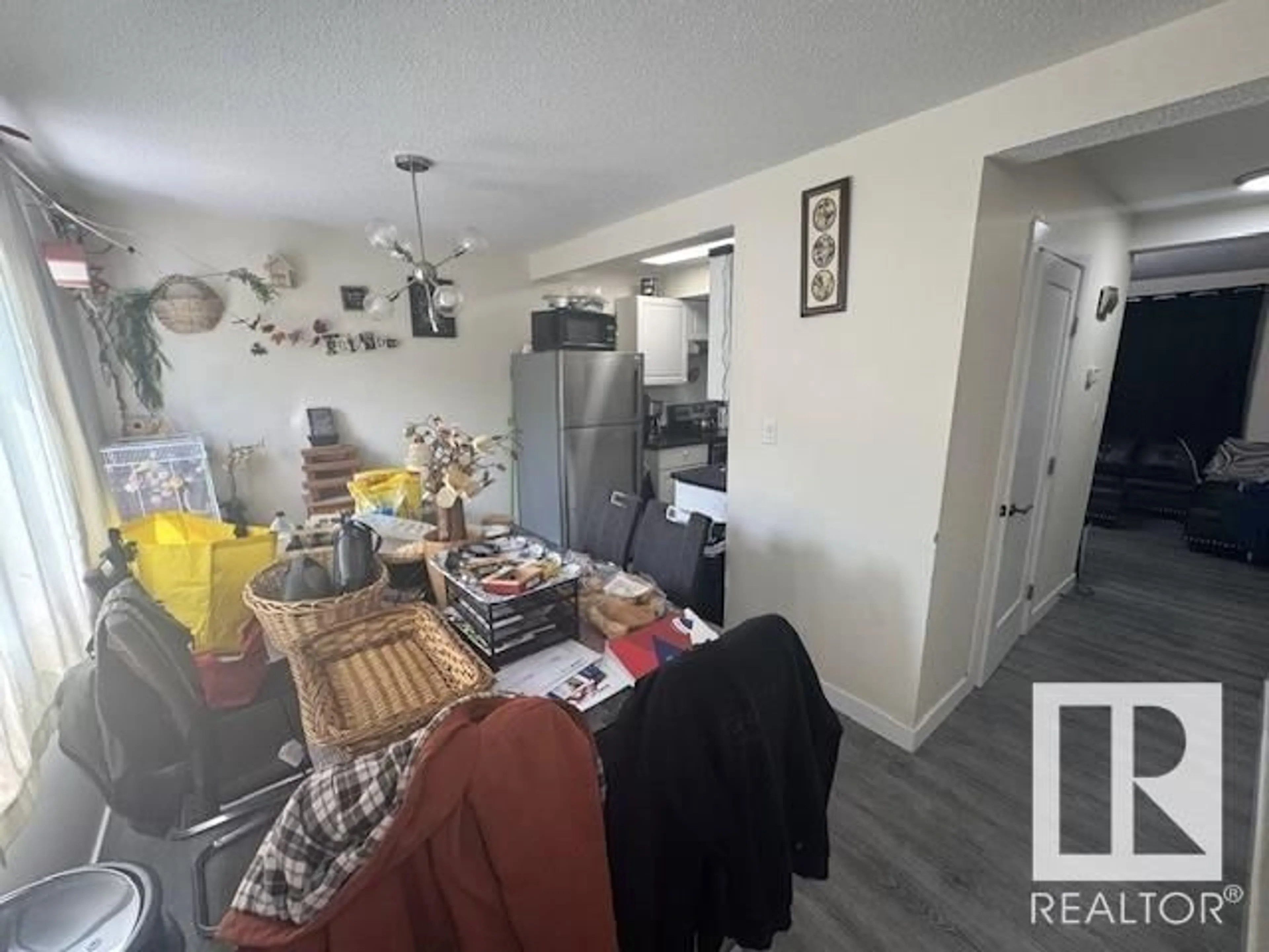 A pic of a room for 692 ABBOTTSFIELD RD, Edmonton Alberta T5W4R4