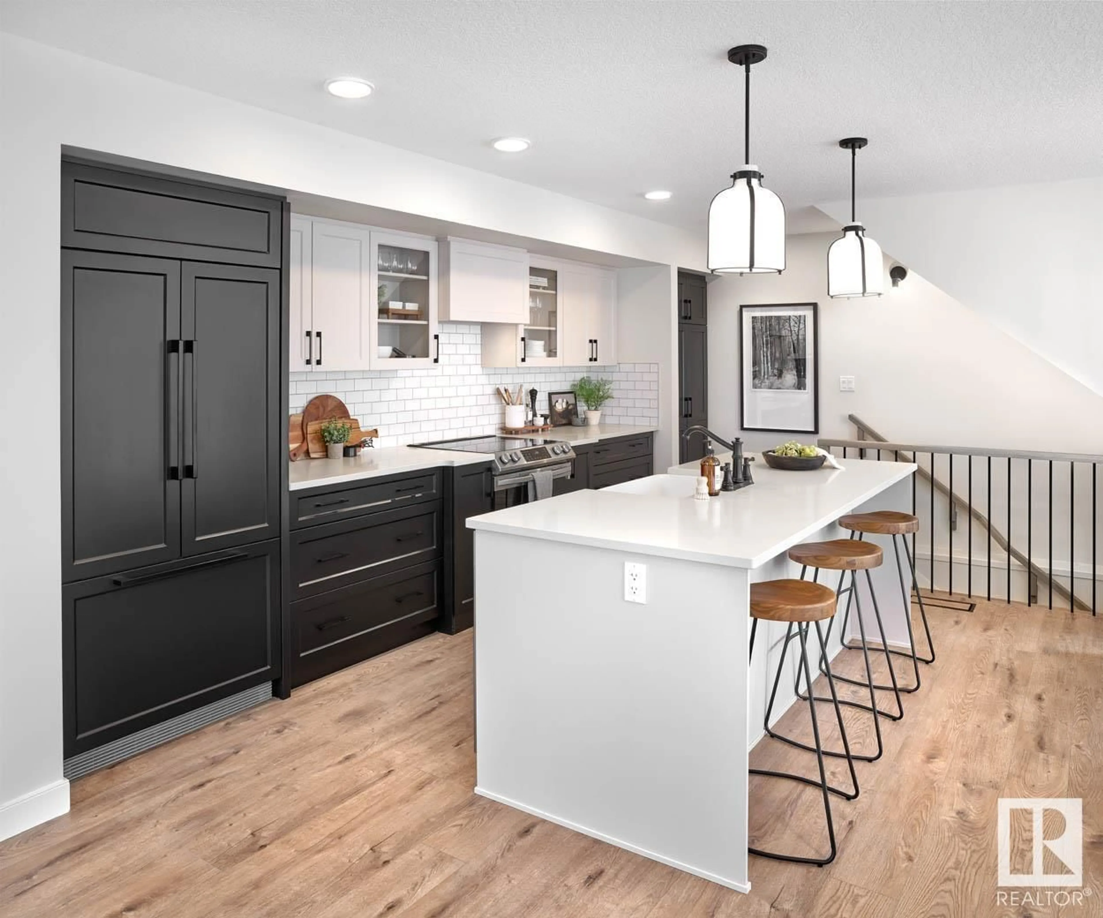 Contemporary kitchen, unknown for 53 19904 31 AV NW, Edmonton Alberta T6M1N7