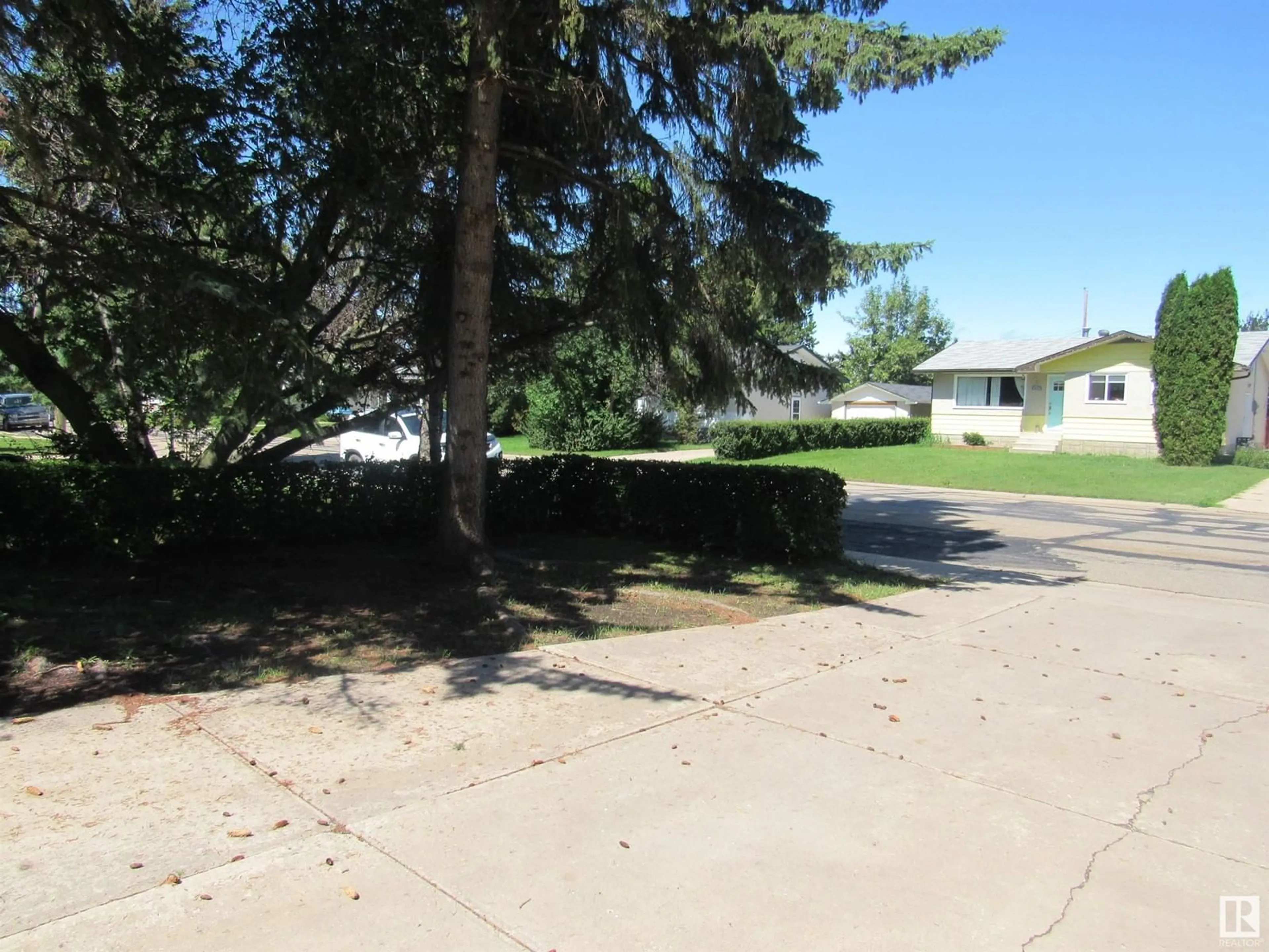 Unknown for 4311 57 AV, Barrhead Alberta T7N1K3