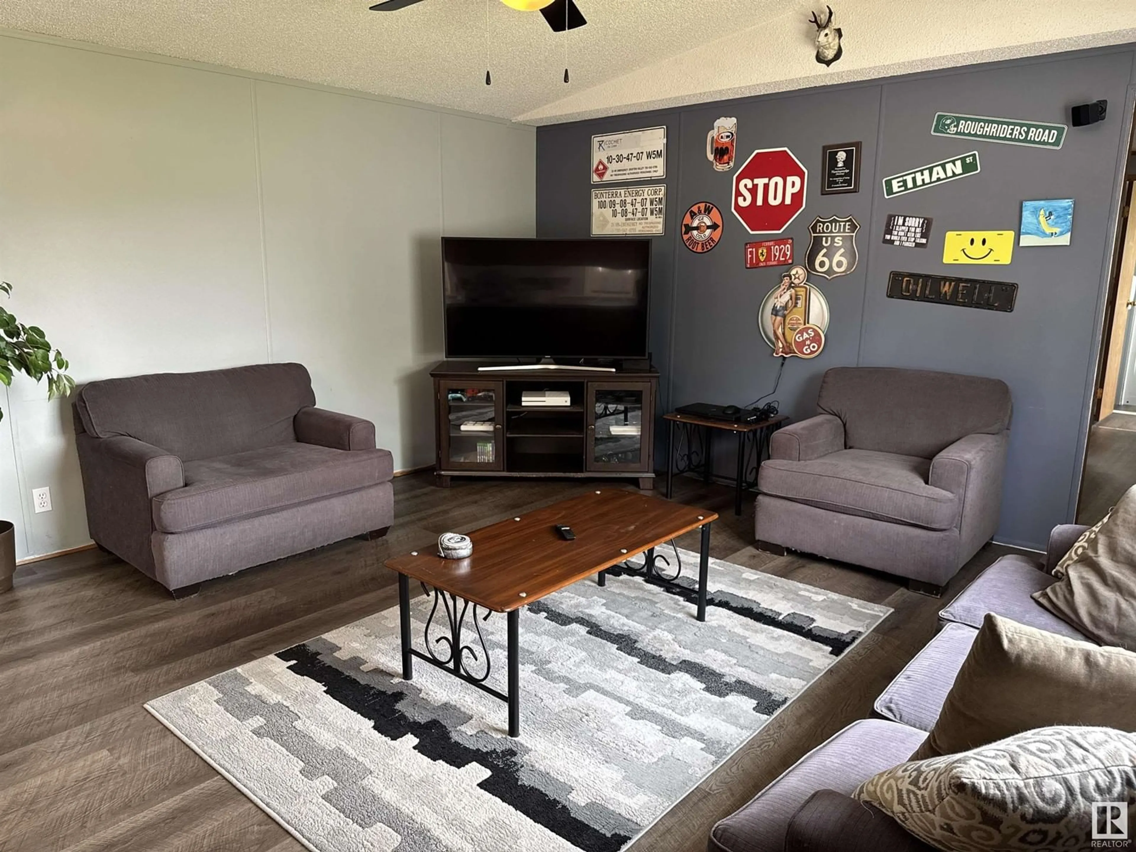 Living room with furniture, unknown for 51 GREENWOOD MHP, Drayton Valley Alberta T7A1M6