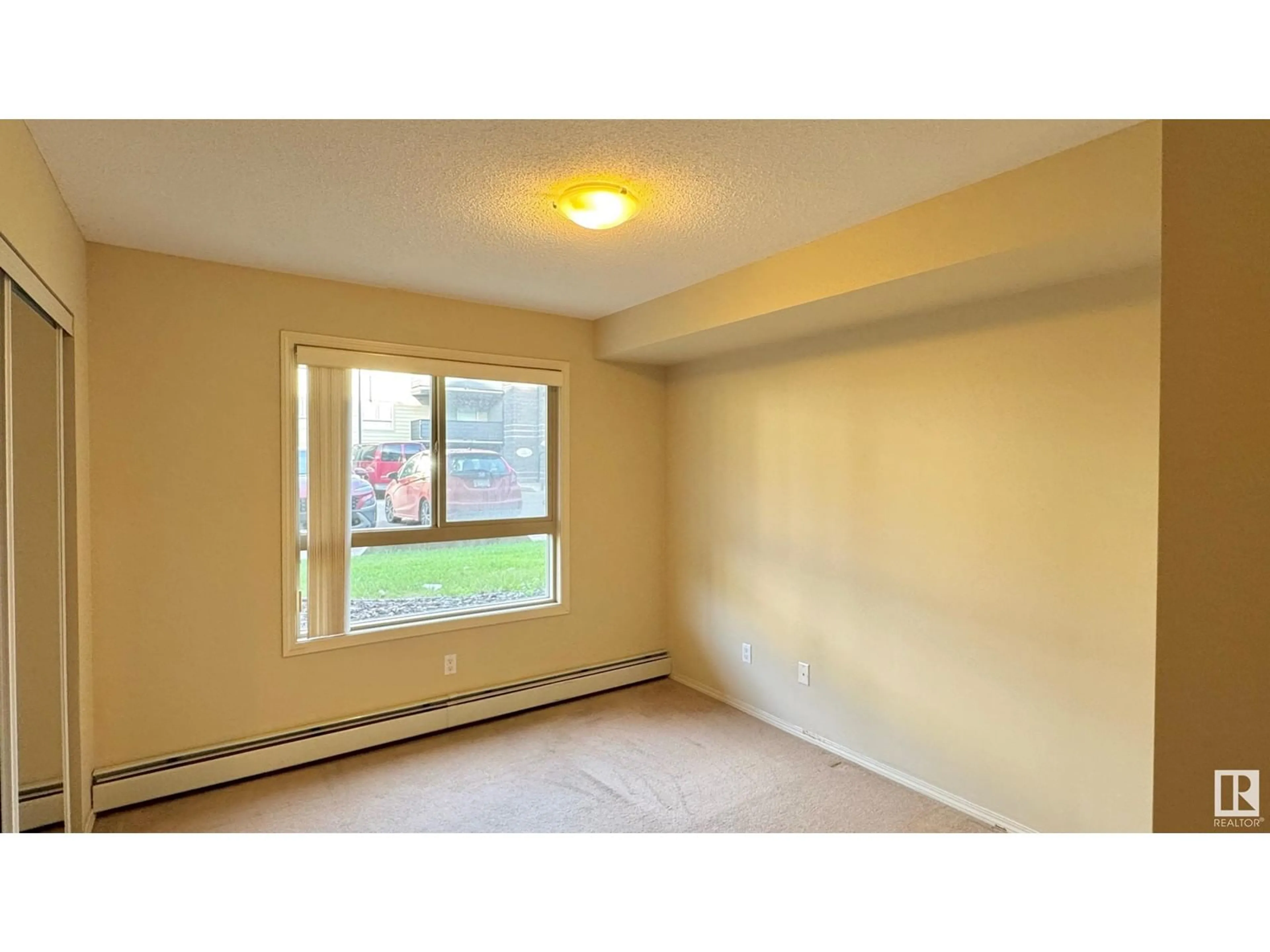 A pic of a room for 128 - 17011 67 AV, Edmonton Alberta T5T6Y6