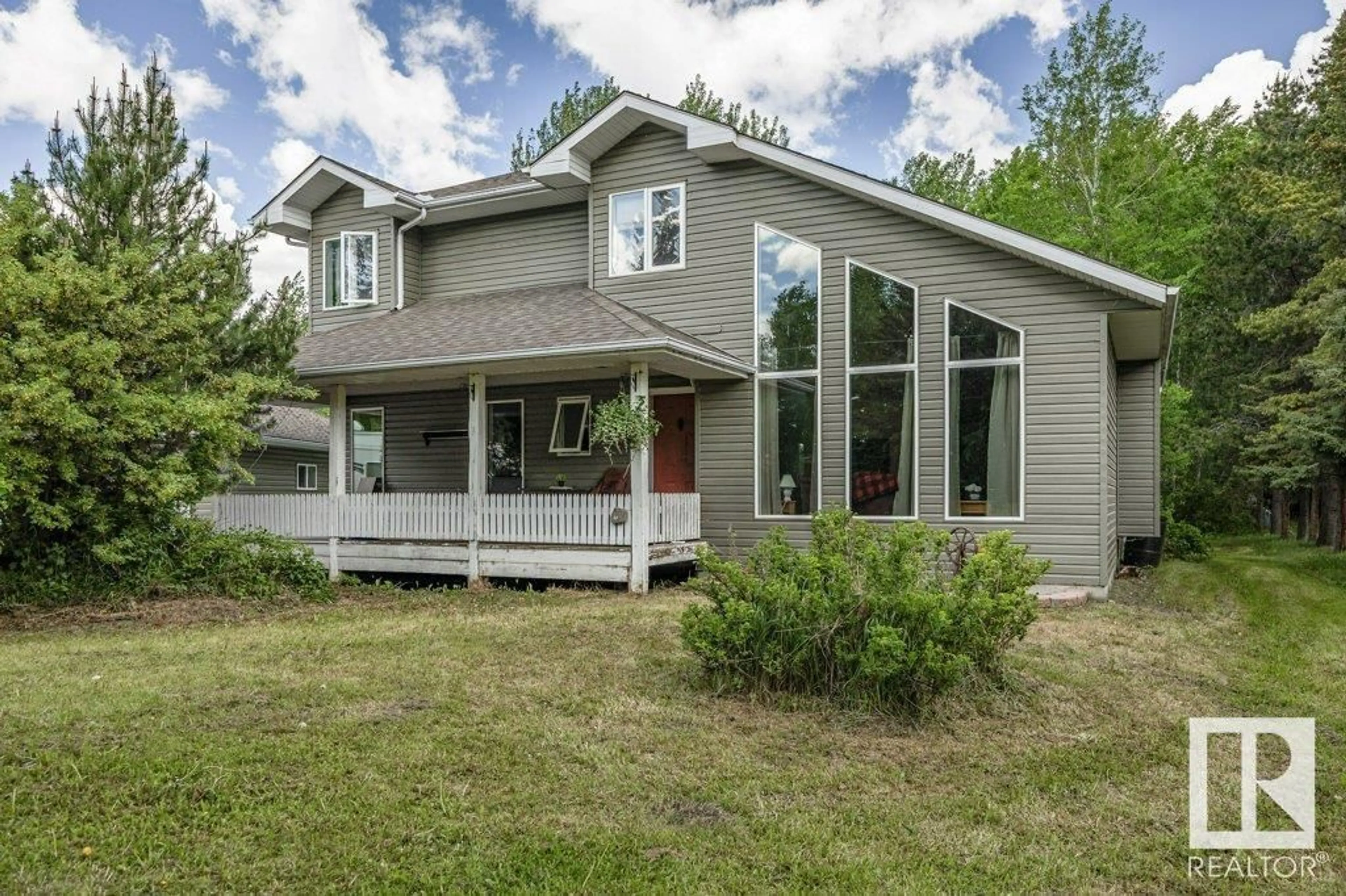 Home with vinyl exterior material, unknown for B20 GOLDEN CRESCENT, Rural Leduc County Alberta T0C2C0