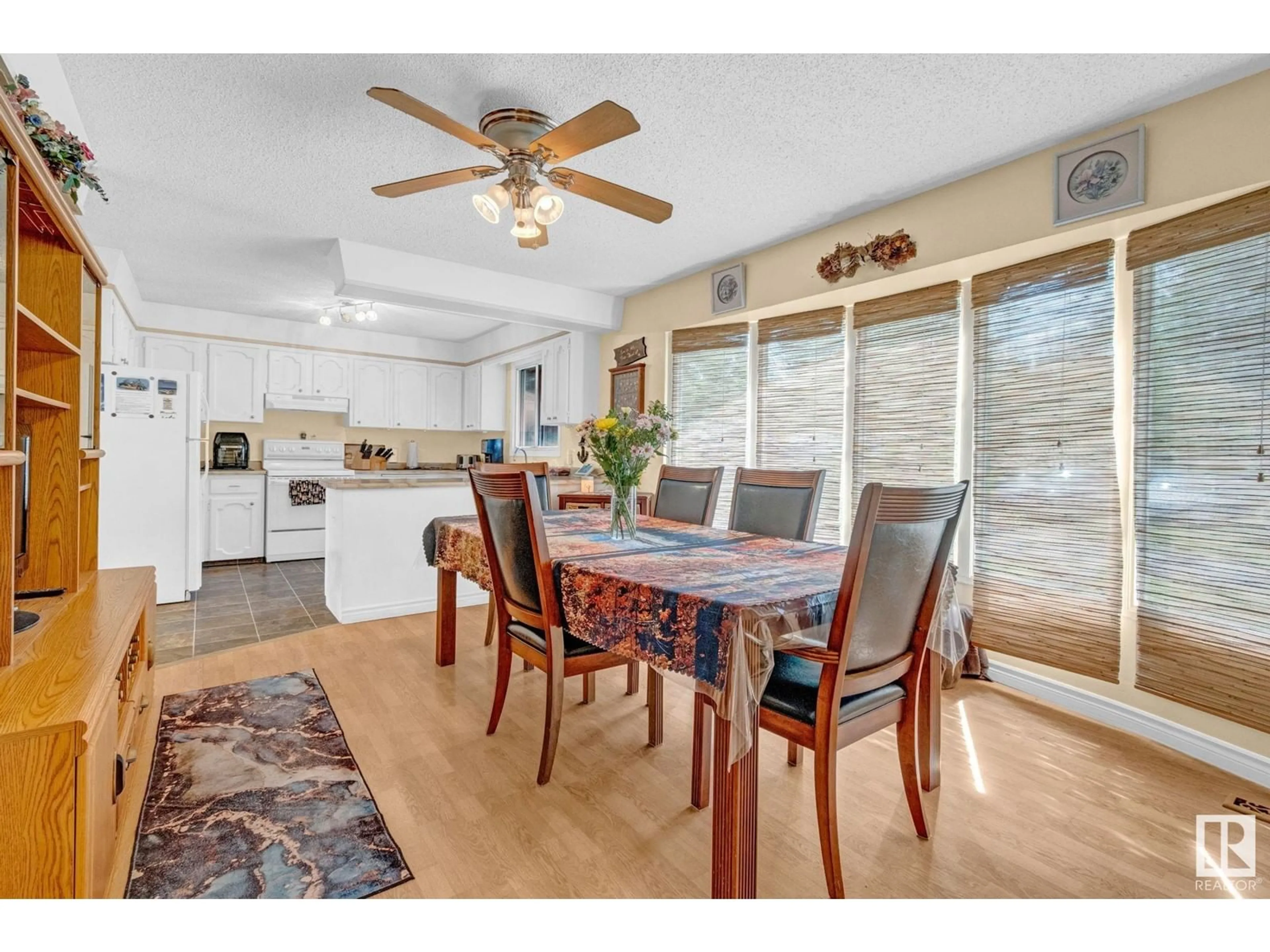 Dining room, wood/laminate floor for #115 - 51308 RANGE RD 195, Rural Beaver County Alberta T0B4J1