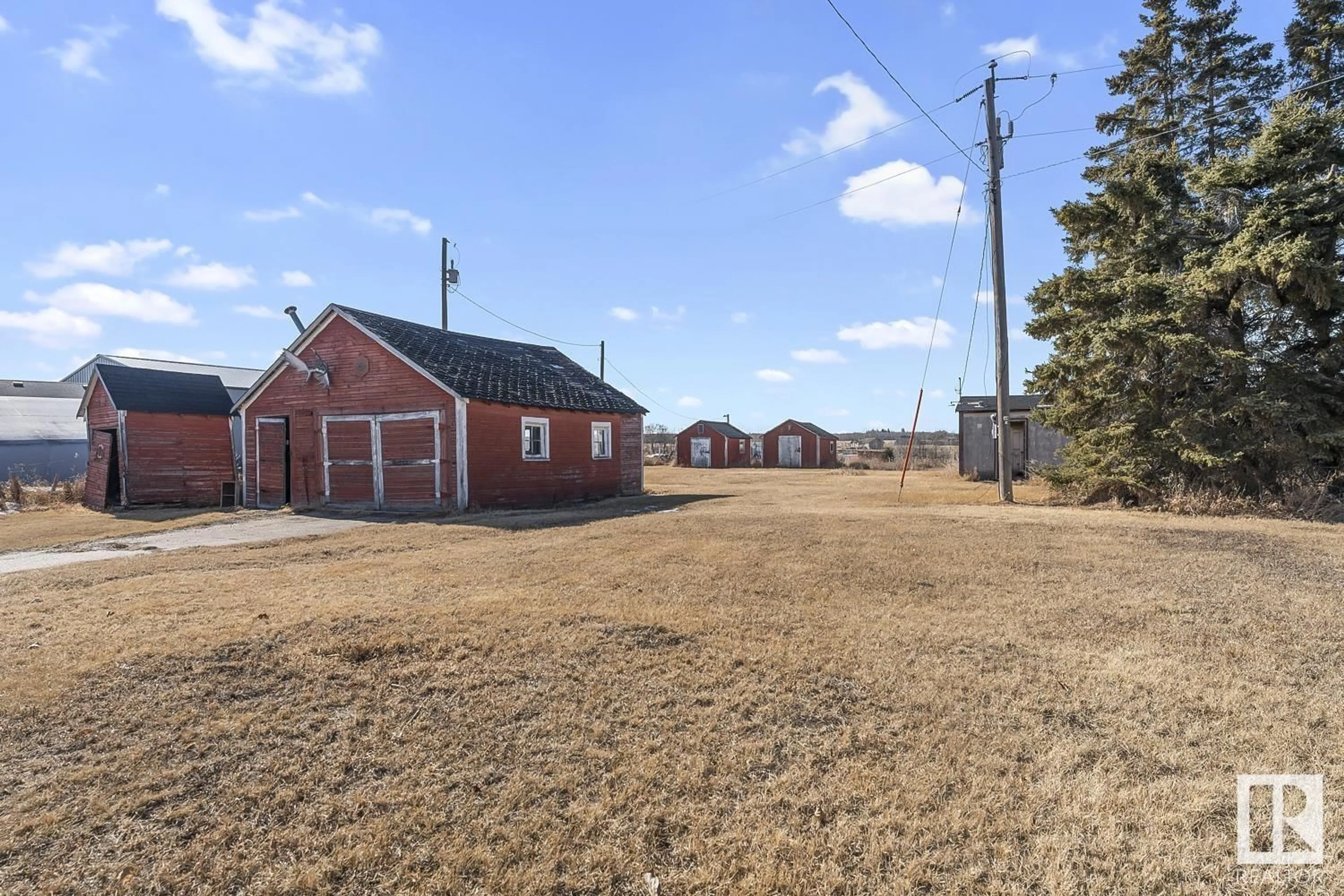 A pic from outside/outdoor area/front of a property/back of a property/a pic from drone, street for 46127 TWP RD 610, Rural Bonnyville M.D. Alberta T9N2J6