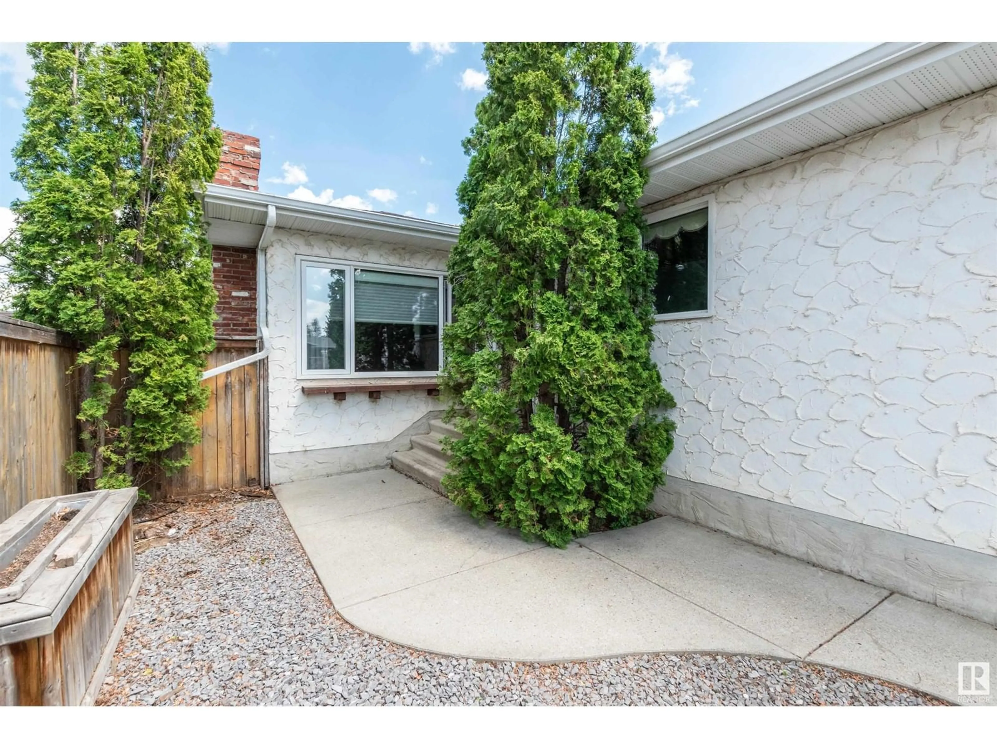 Unknown for 3507 79 ST, Edmonton Alberta T6K0G1