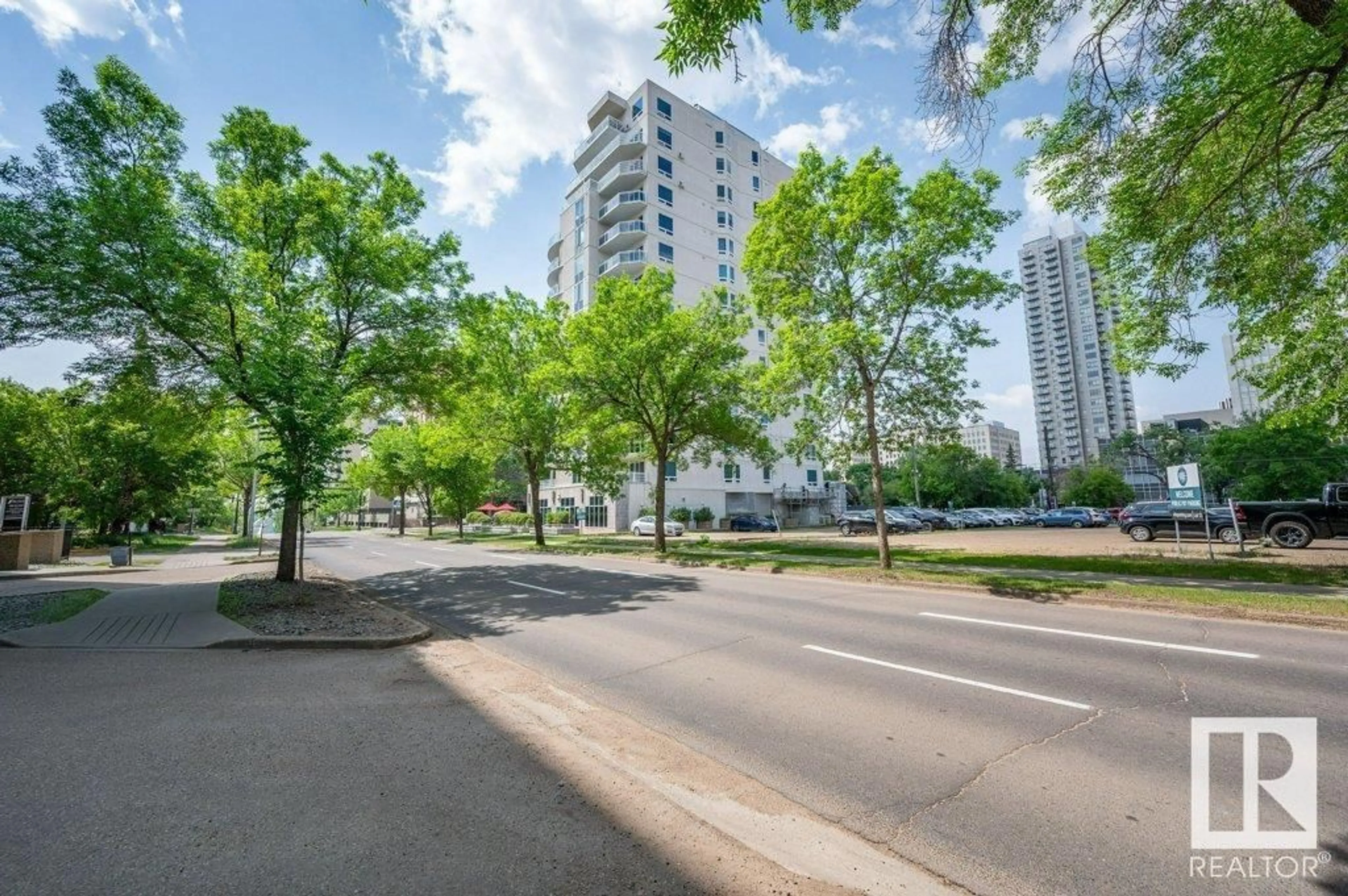A pic from outside/outdoor area/front of a property/back of a property/a pic from drone, street for #501 - 10504 99 AV, Edmonton Alberta T5K1B2