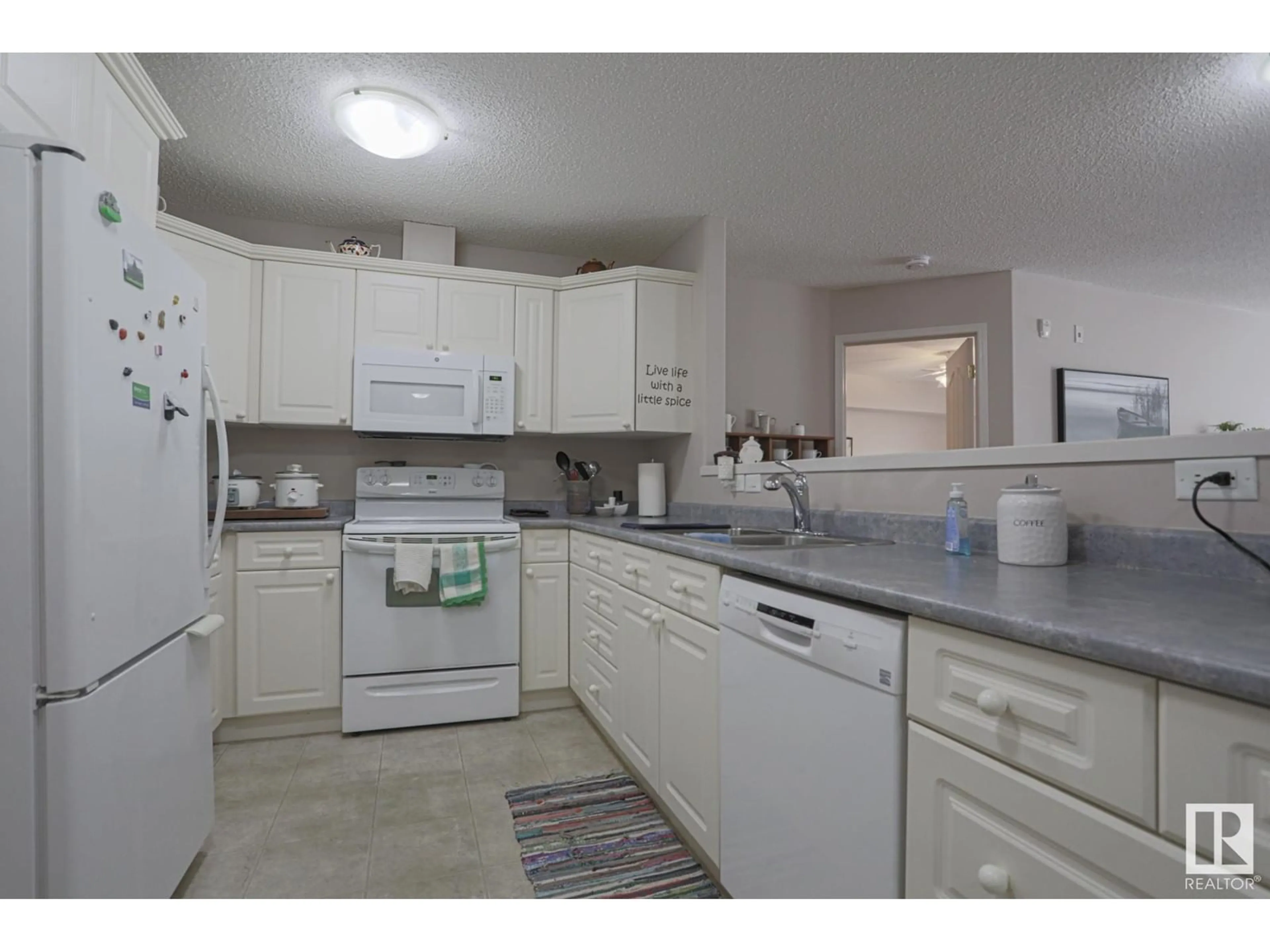Standard kitchen, ceramic/tile floor for 202 - 51 ELDORADO DR, St. Albert Alberta T8N7E3