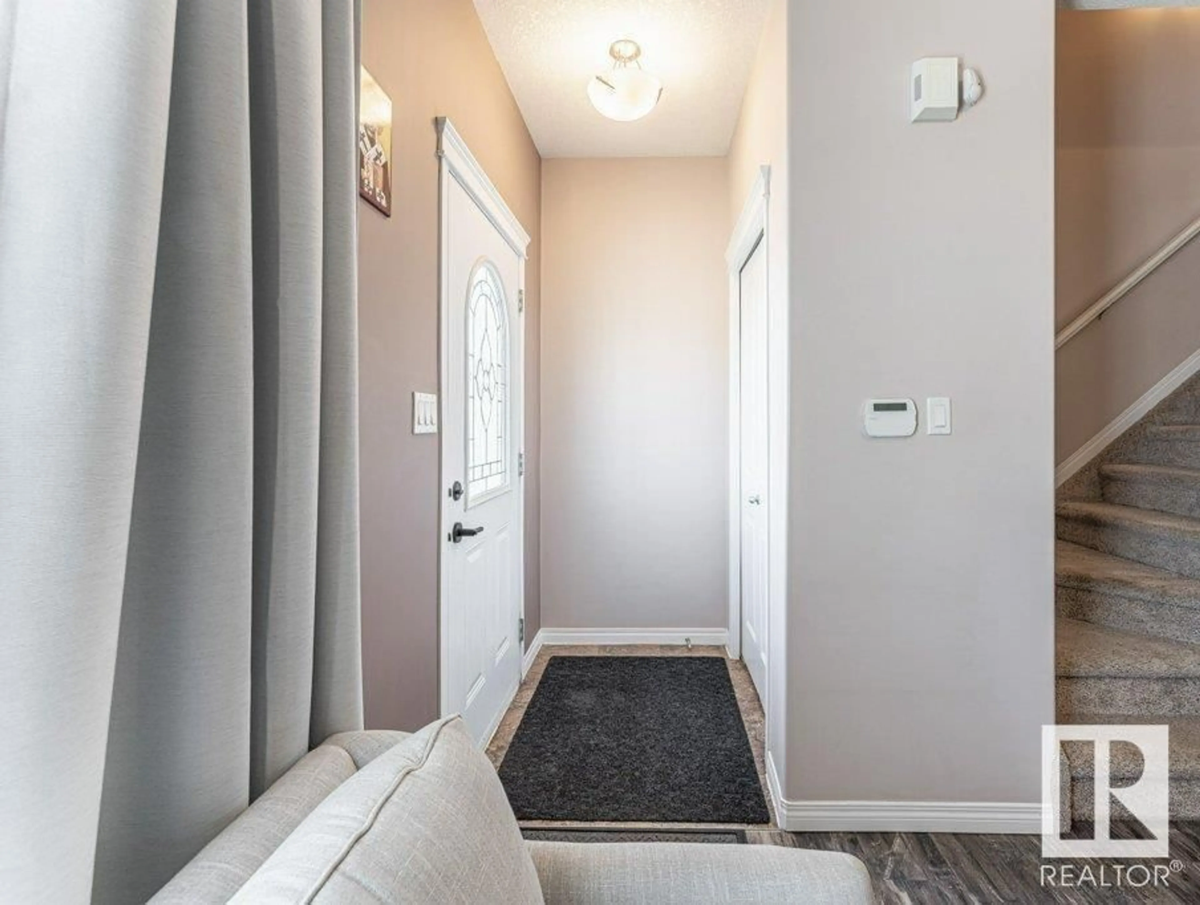 Indoor entryway for 5110 146 AV, Edmonton Alberta T5A5B7