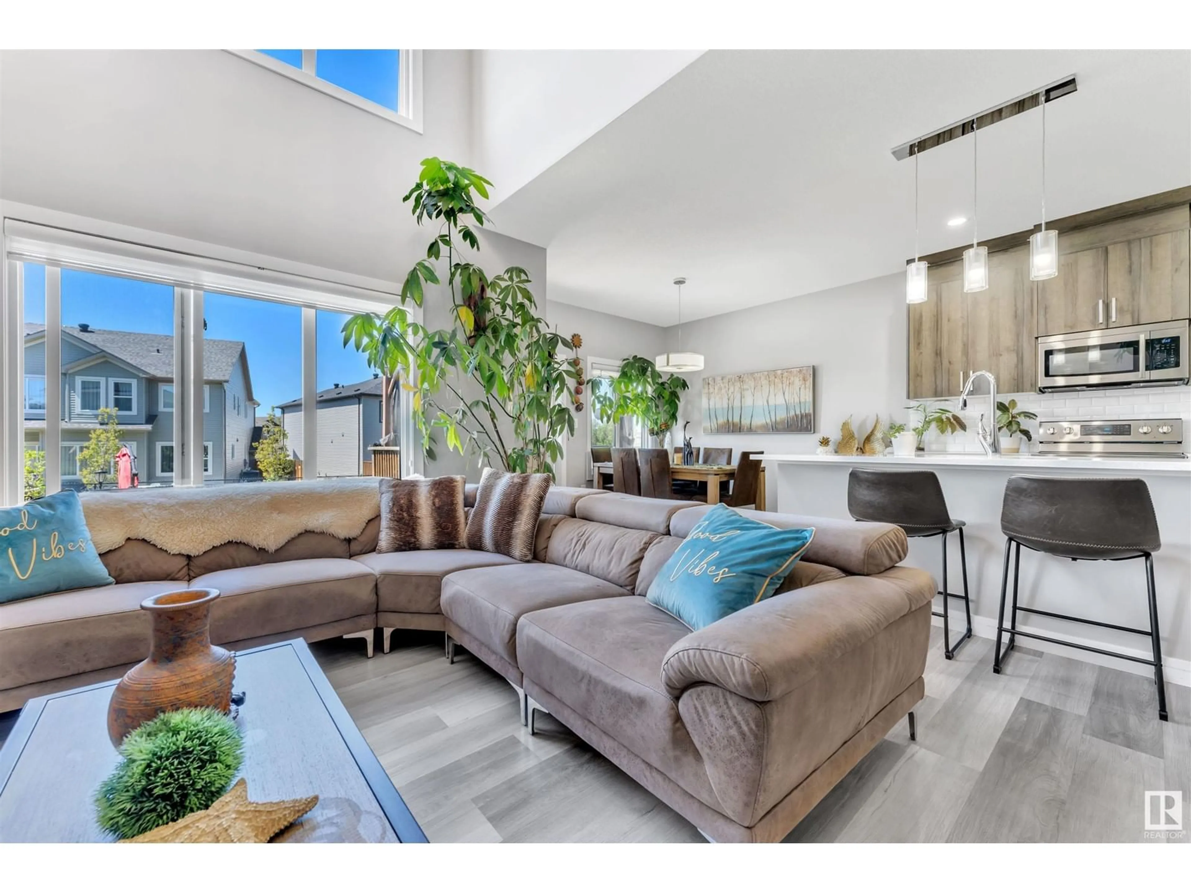 Living room with furniture, unknown for SW SW - 9349 COOPER BN, Edmonton Alberta T6W4M4