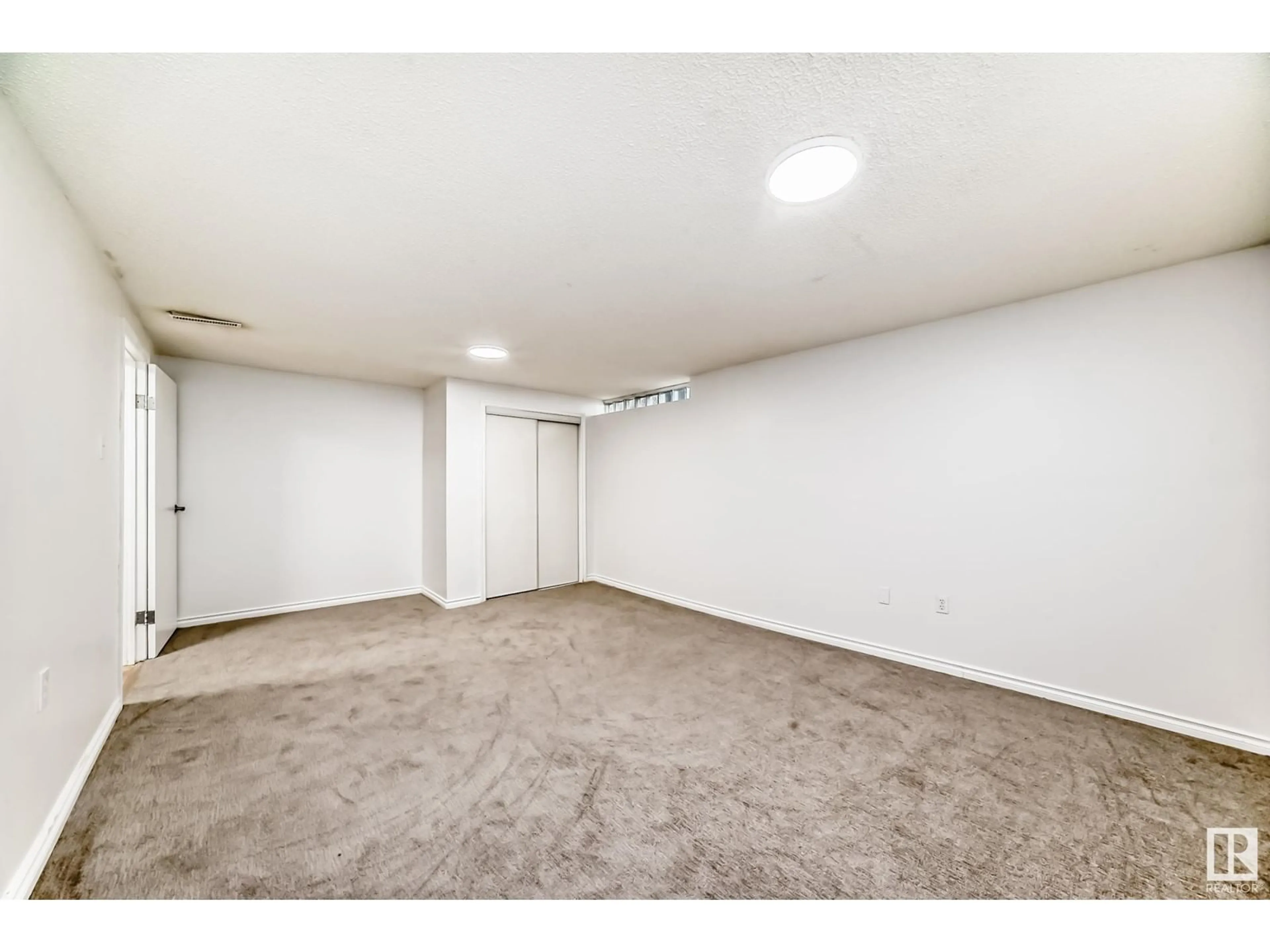 A pic of a room for 13319 85 ST, Edmonton Alberta T5E2Z8
