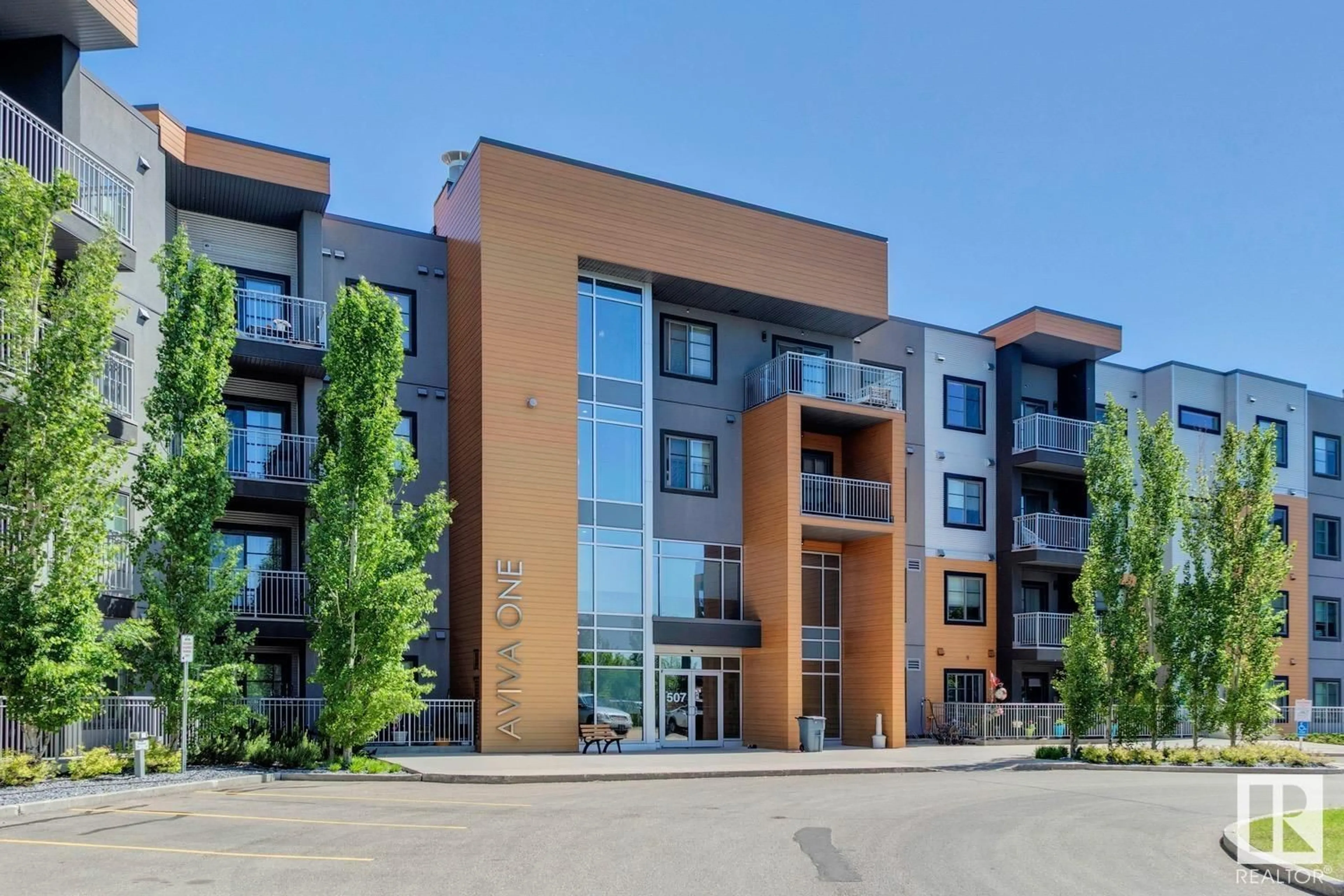 Patio, building for #104 - 507 ALBANY WY, Edmonton Alberta T6V0L9
