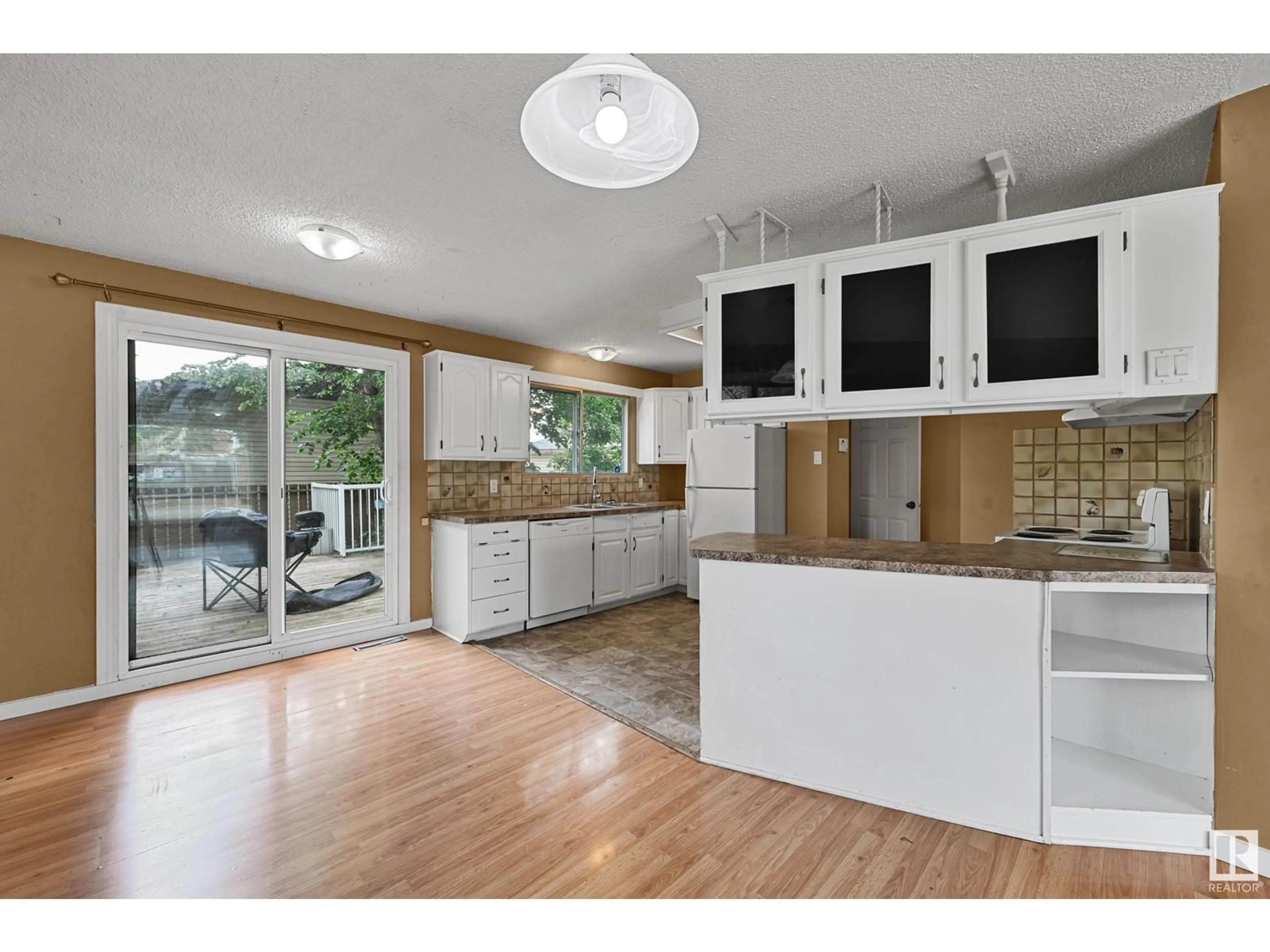 Open concept kitchen, unknown for 8320 154 ST, Edmonton Alberta T5R1S4