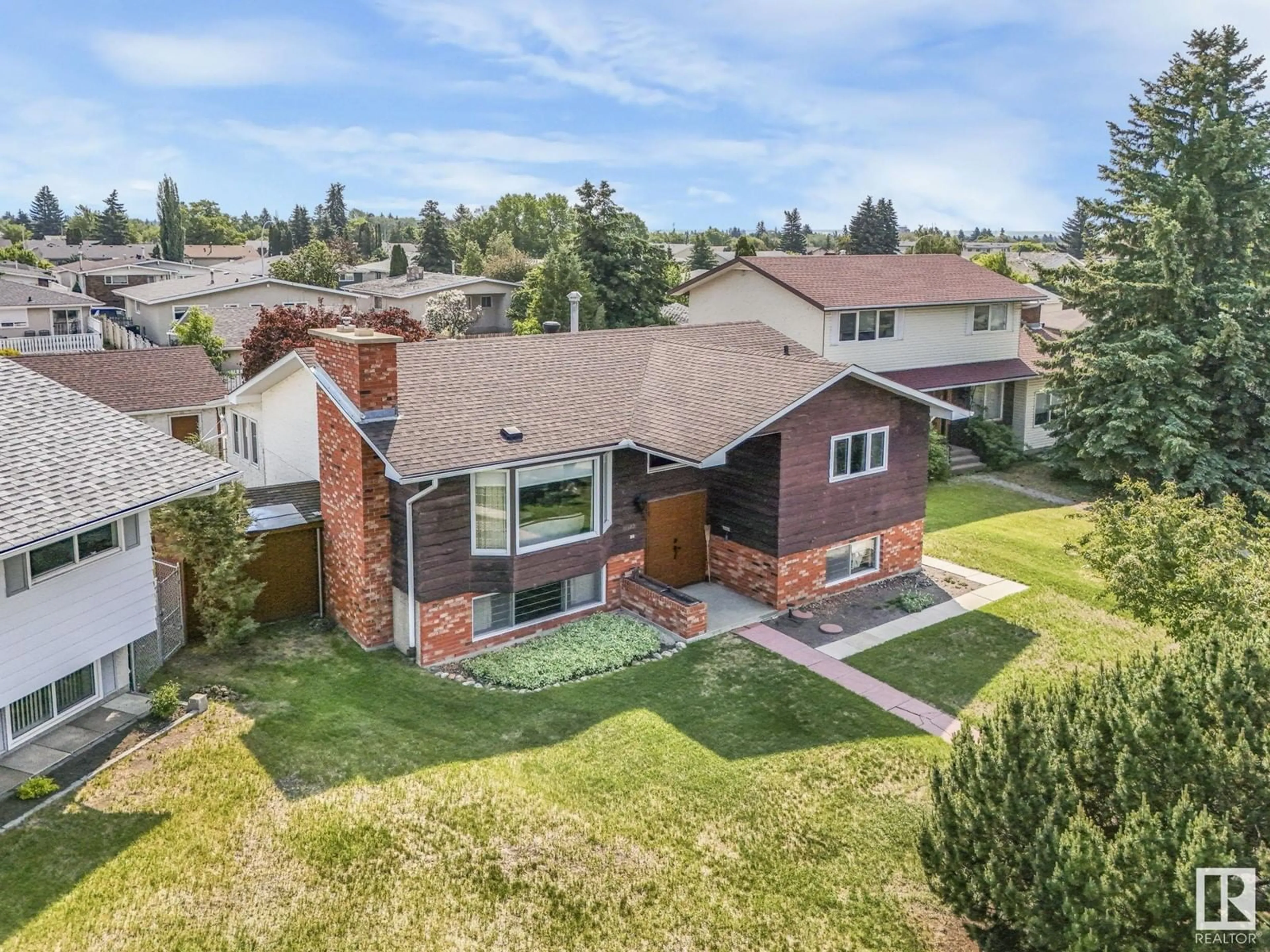 A pic from outside/outdoor area/front of a property/back of a property/a pic from drone, unknown for NW - 15123 86 ST, Edmonton Alberta T5E5X5
