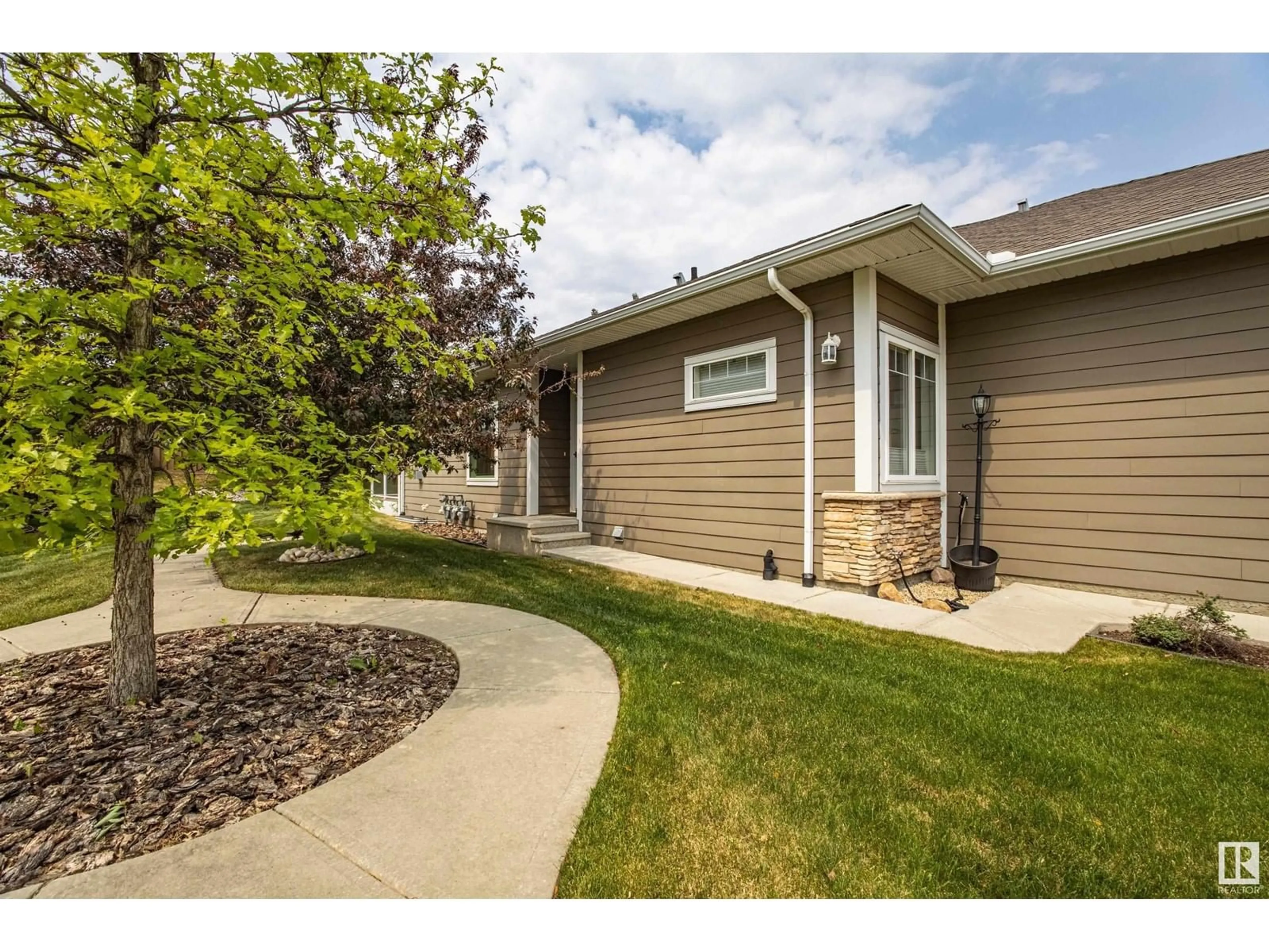 Unknown for 175 - 27 MCCONACHIE DR, Edmonton Alberta T5Y0S1