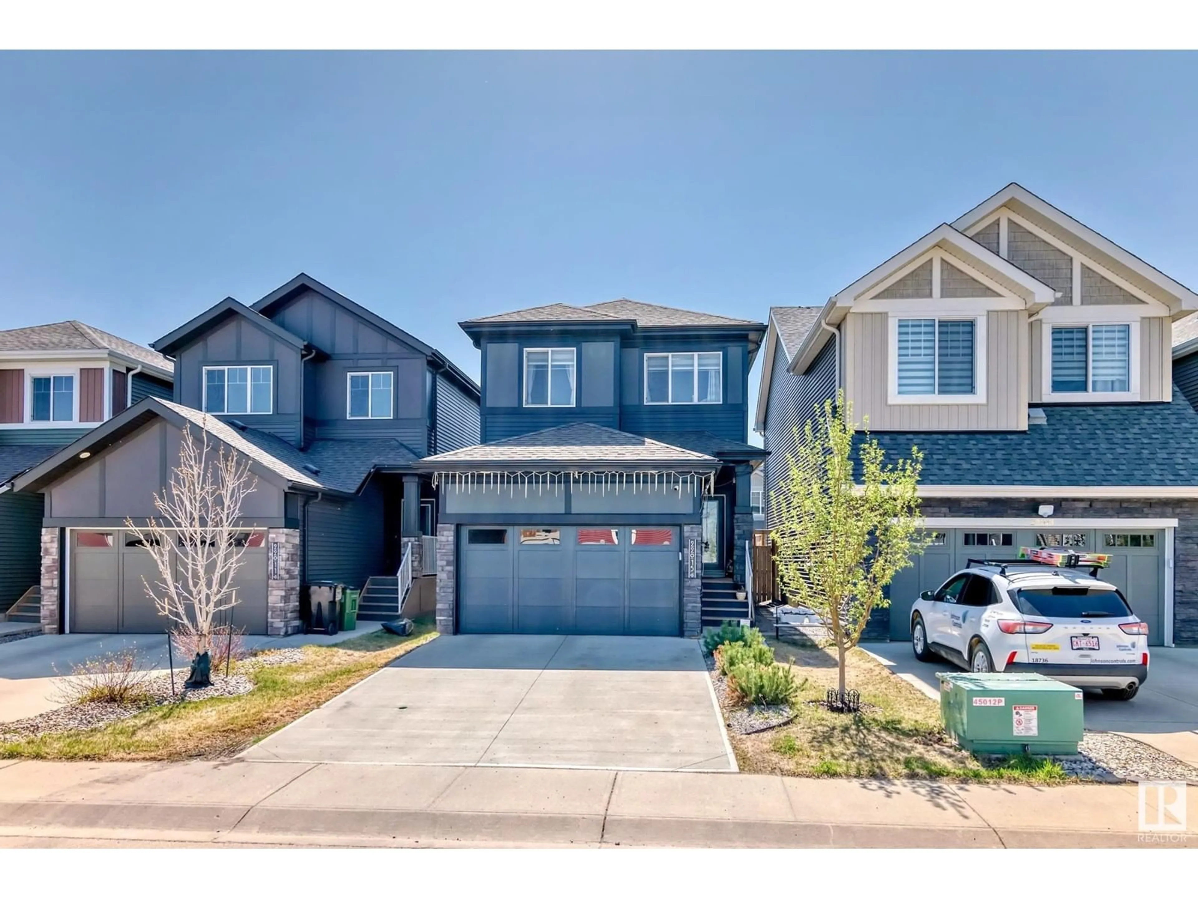 Unknown for 22015 85 AVENUE NW, Edmonton Alberta T5T7E4