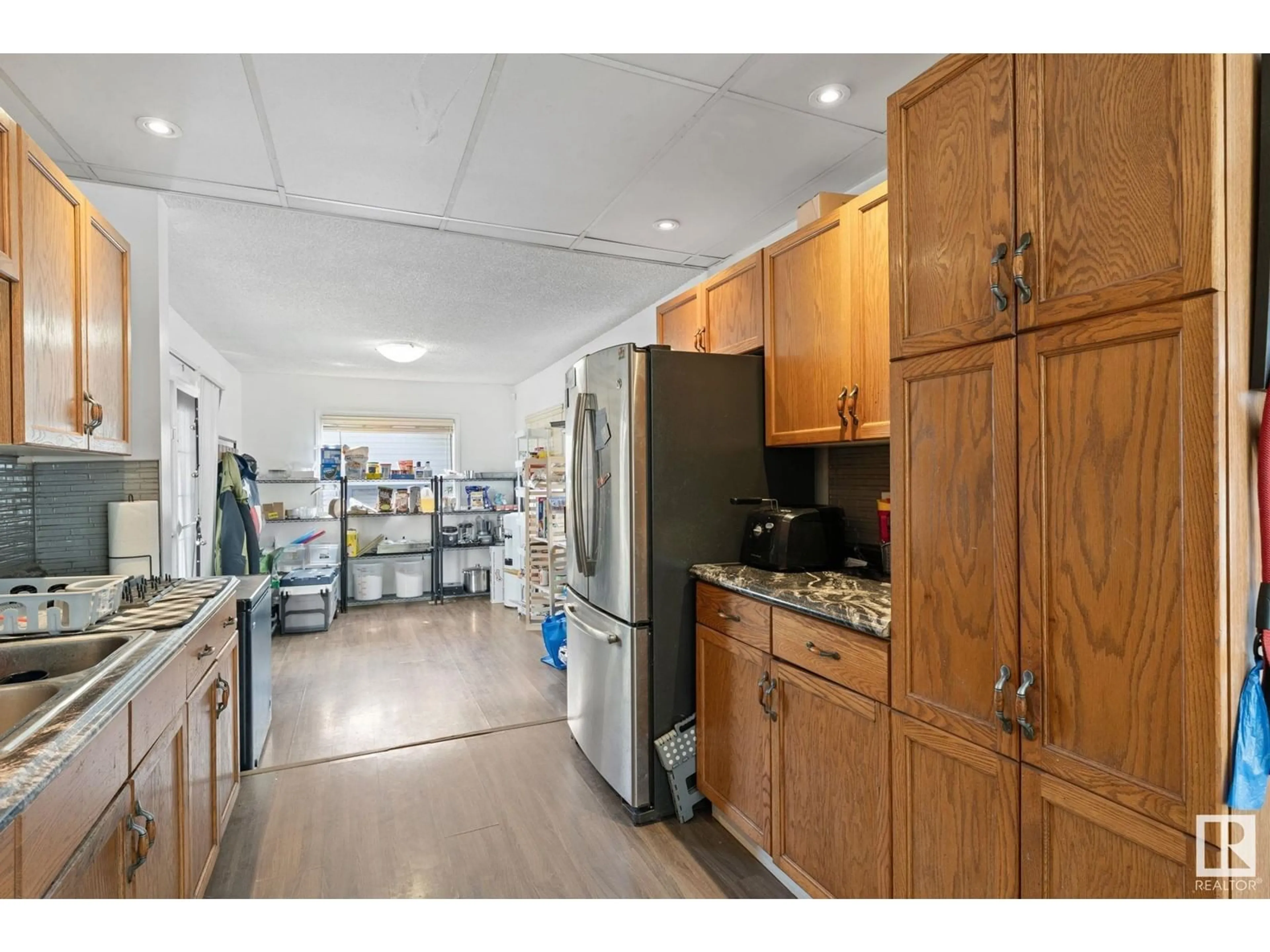 Unknown for 11817 44 ST, Edmonton Alberta T5W2S4