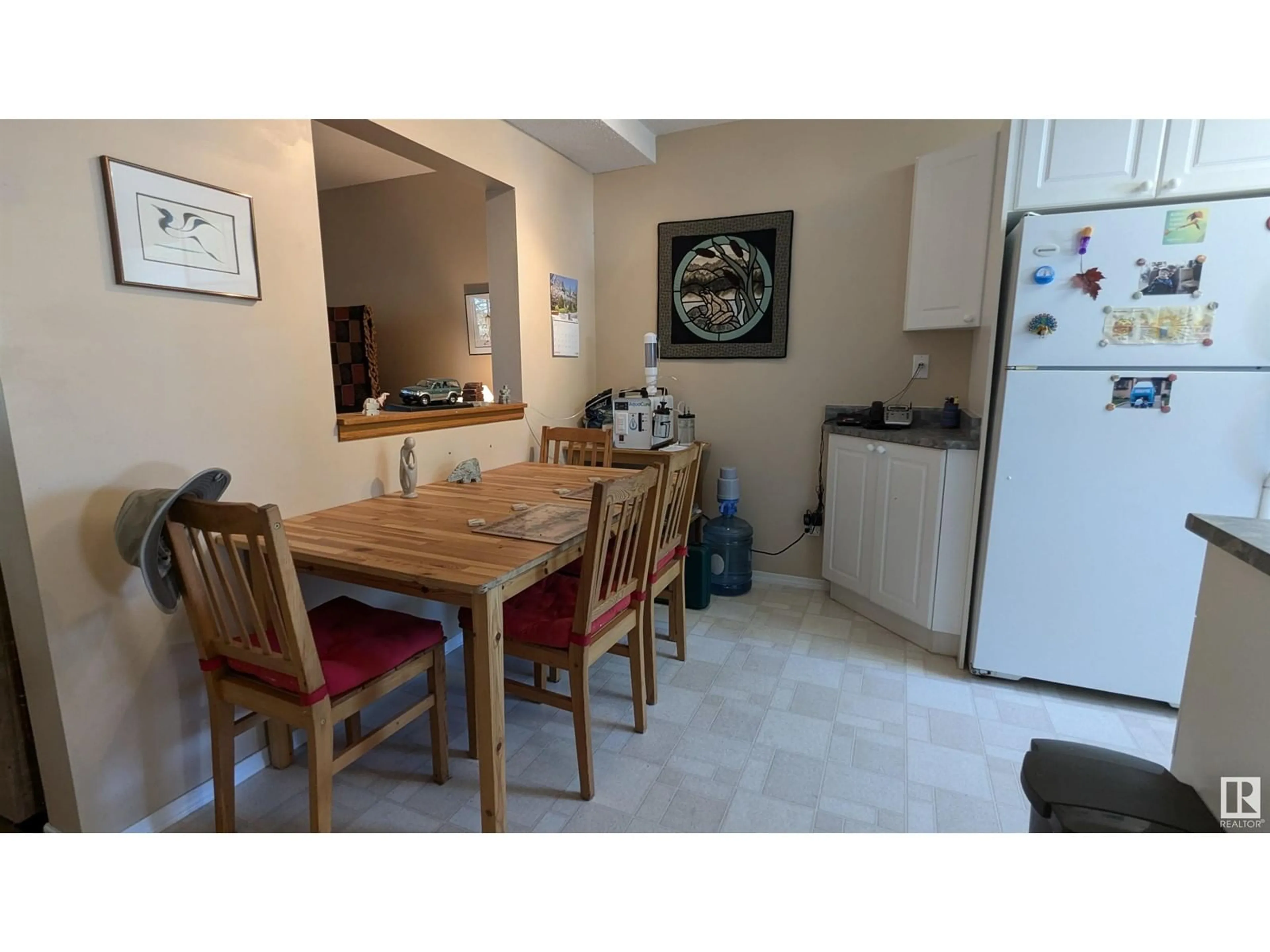 Standard kitchen, unknown for 12138 25 AV, Edmonton Alberta T6J4L4