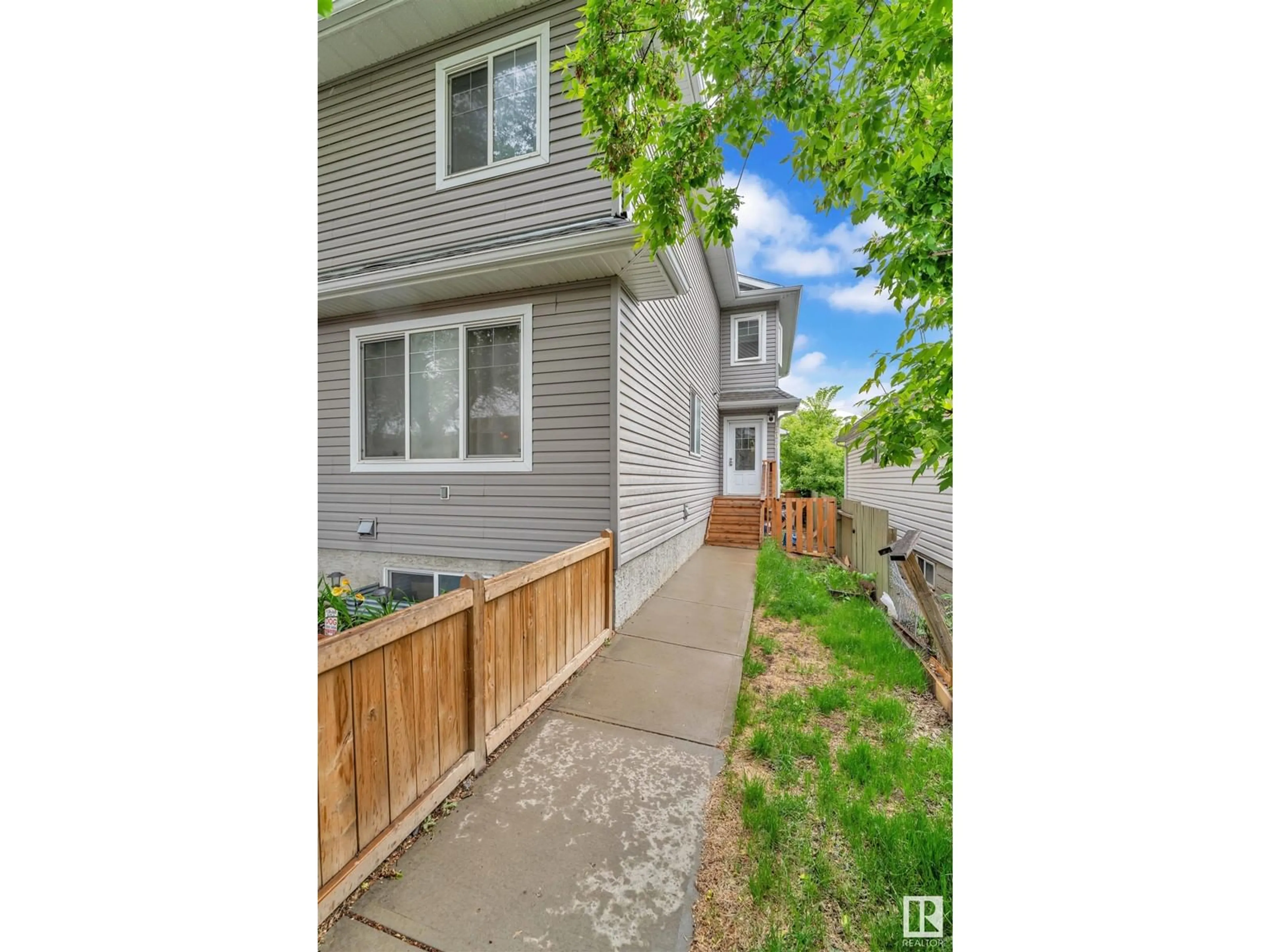 Unknown for NW - 12029 77 ST, Edmonton Alberta T5B2G6