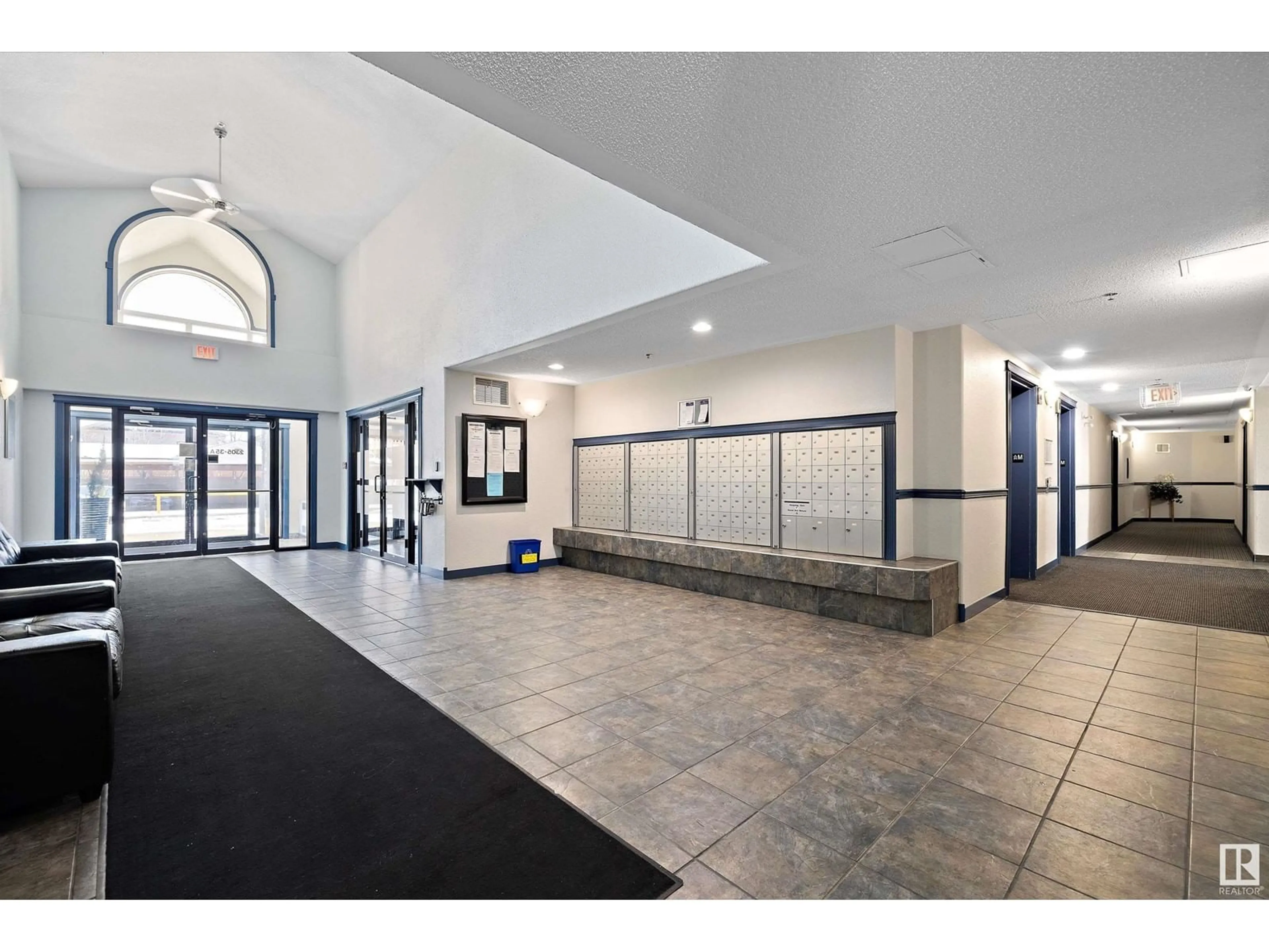 Indoor foyer for #332 - 2305 35A AV NW, Edmonton Alberta T6T1Z2