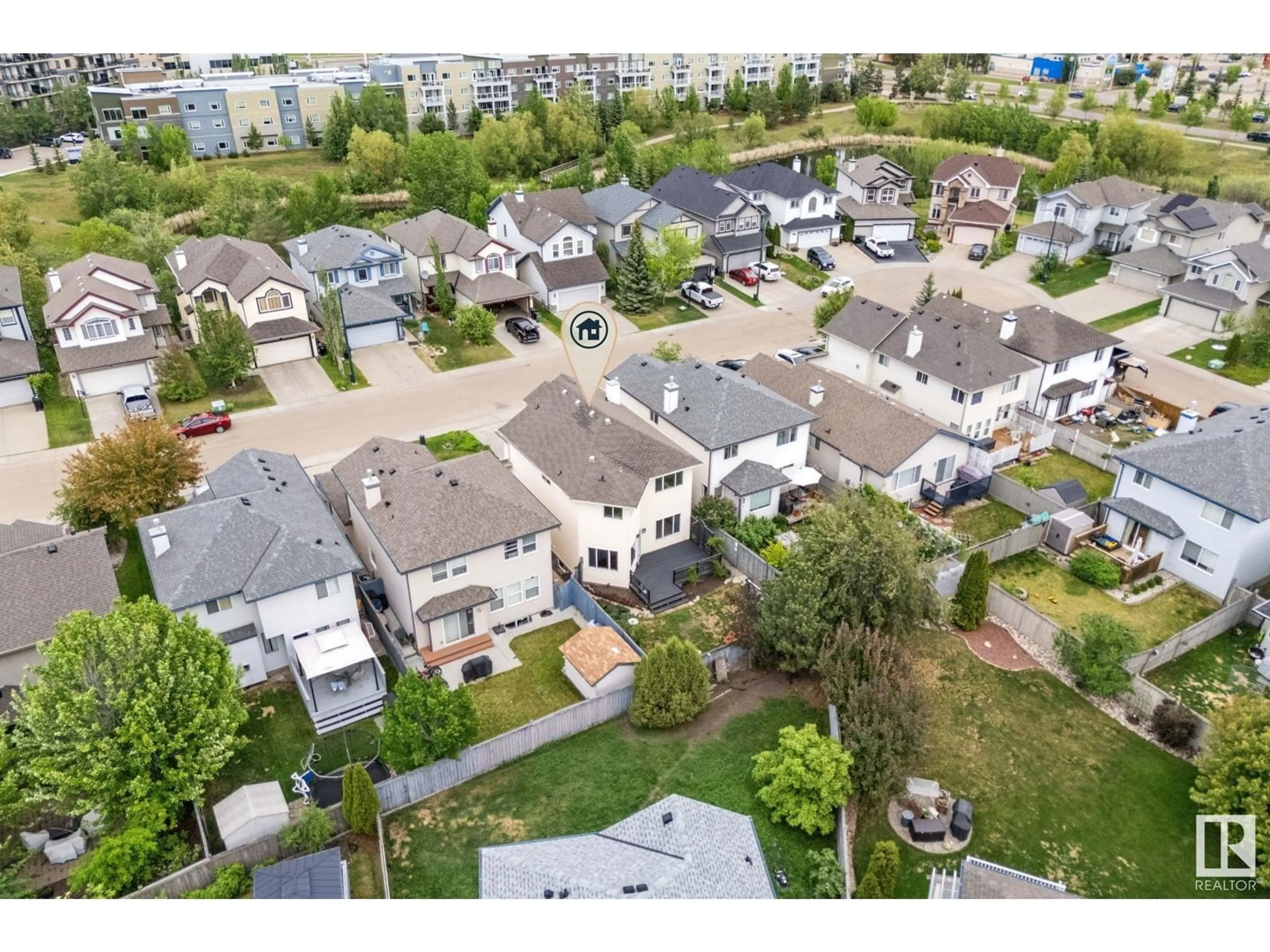 A pic from outside/outdoor area/front of a property/back of a property/a pic from drone, street for SW - 11227 11 AV, Edmonton Alberta T6W1S5