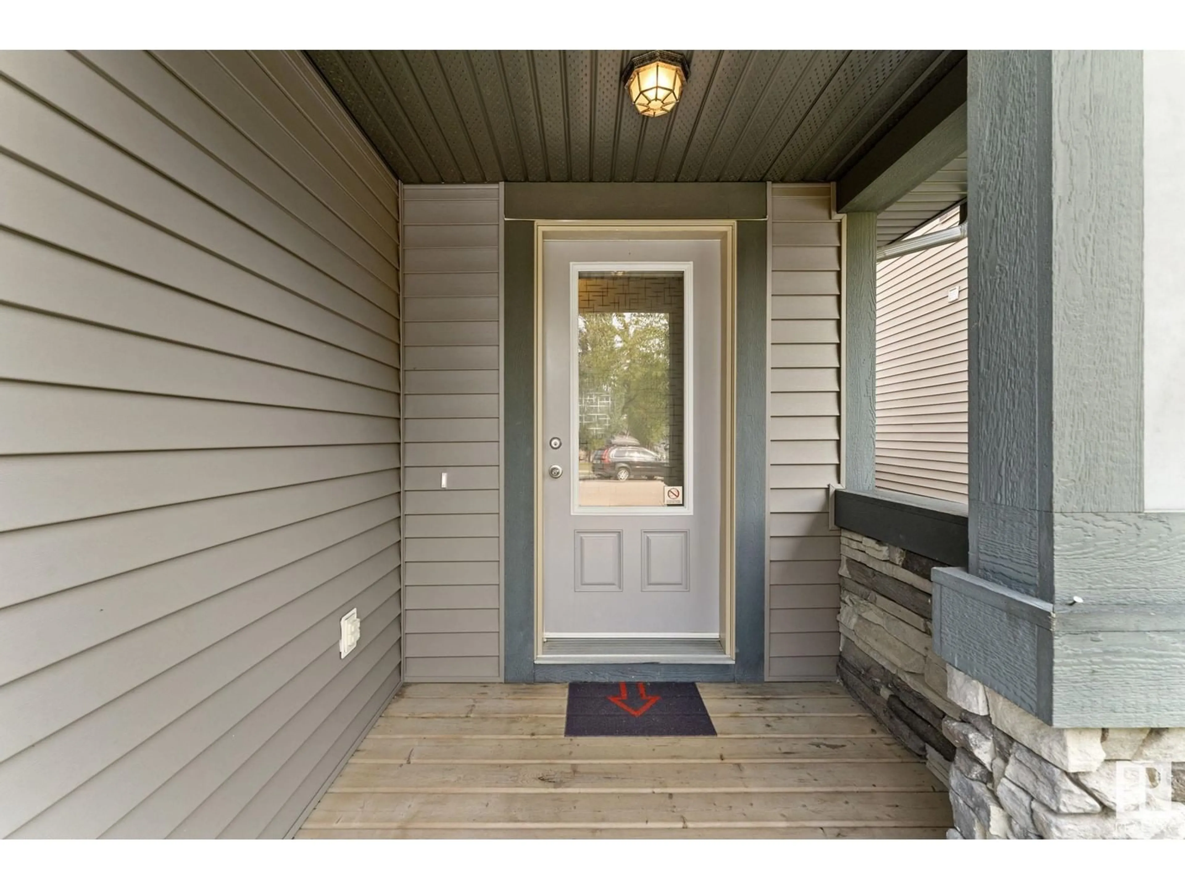 Indoor entryway for SW SW - 2447 AUSTIN CR, Edmonton Alberta T6W0L4