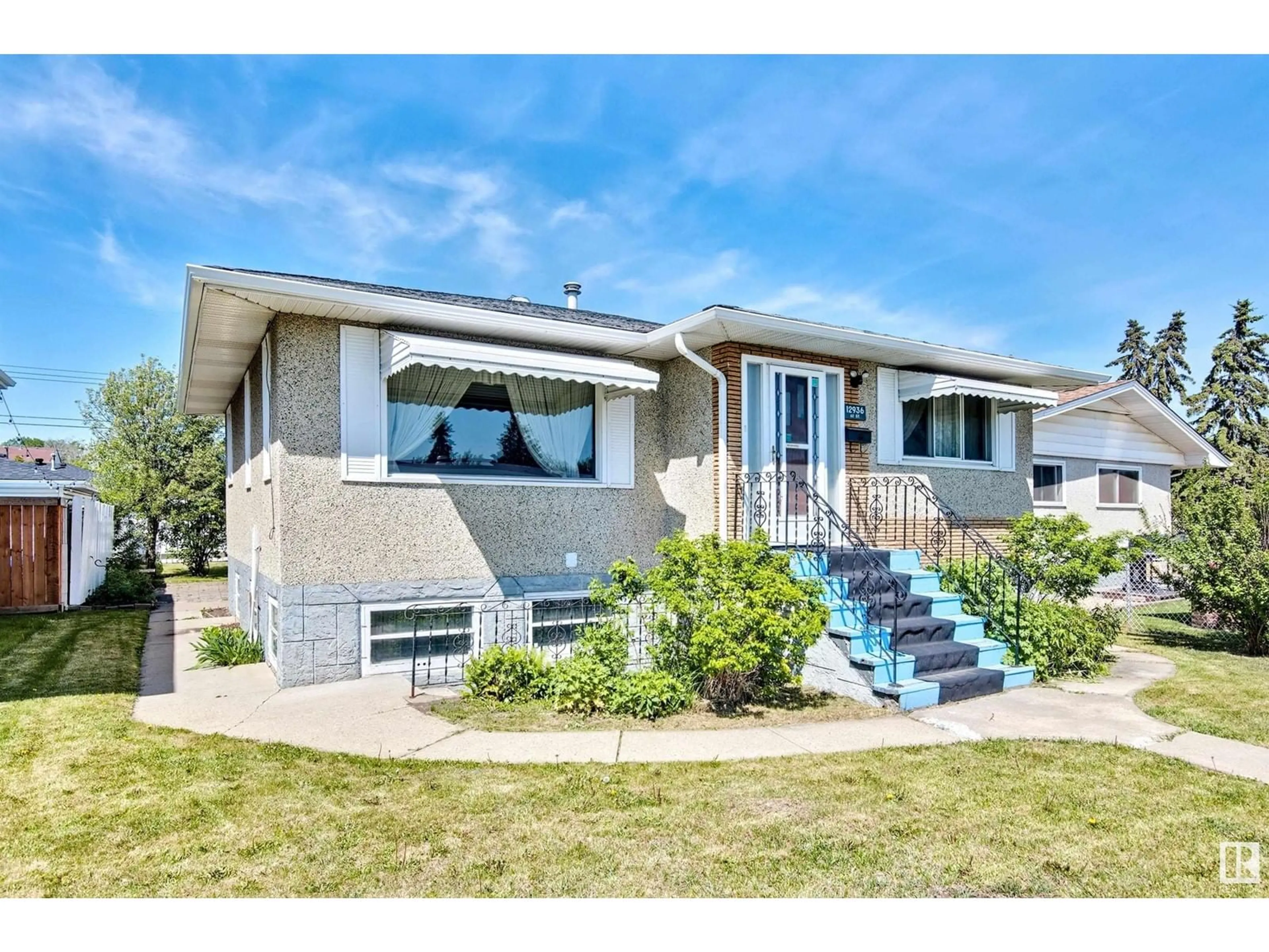 Home with vinyl exterior material, unknown for 12936 62 ST, Edmonton Alberta T5A0T9