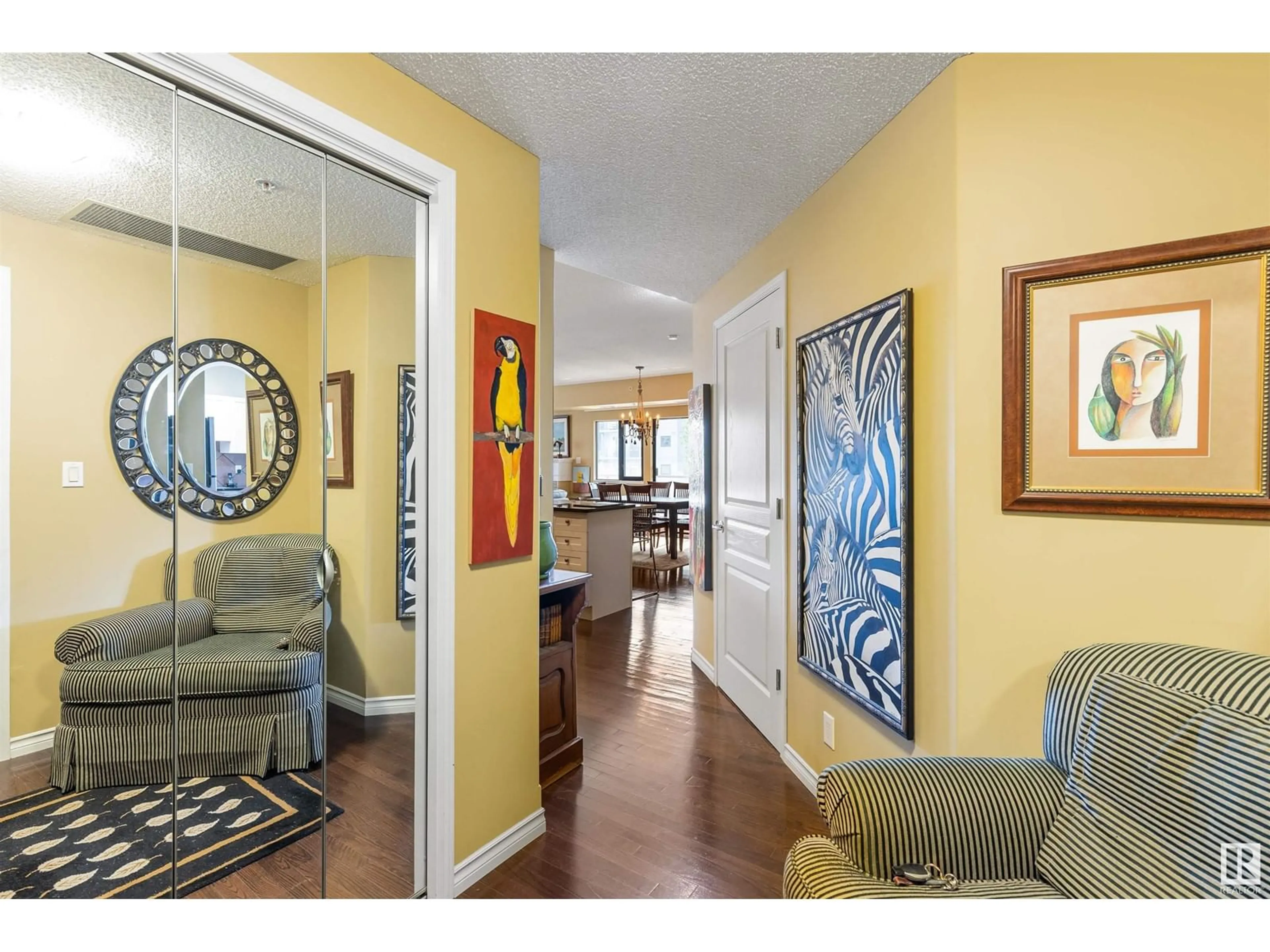 Indoor entryway for #302 - 10319 111 ST, Edmonton Alberta T5K0A2