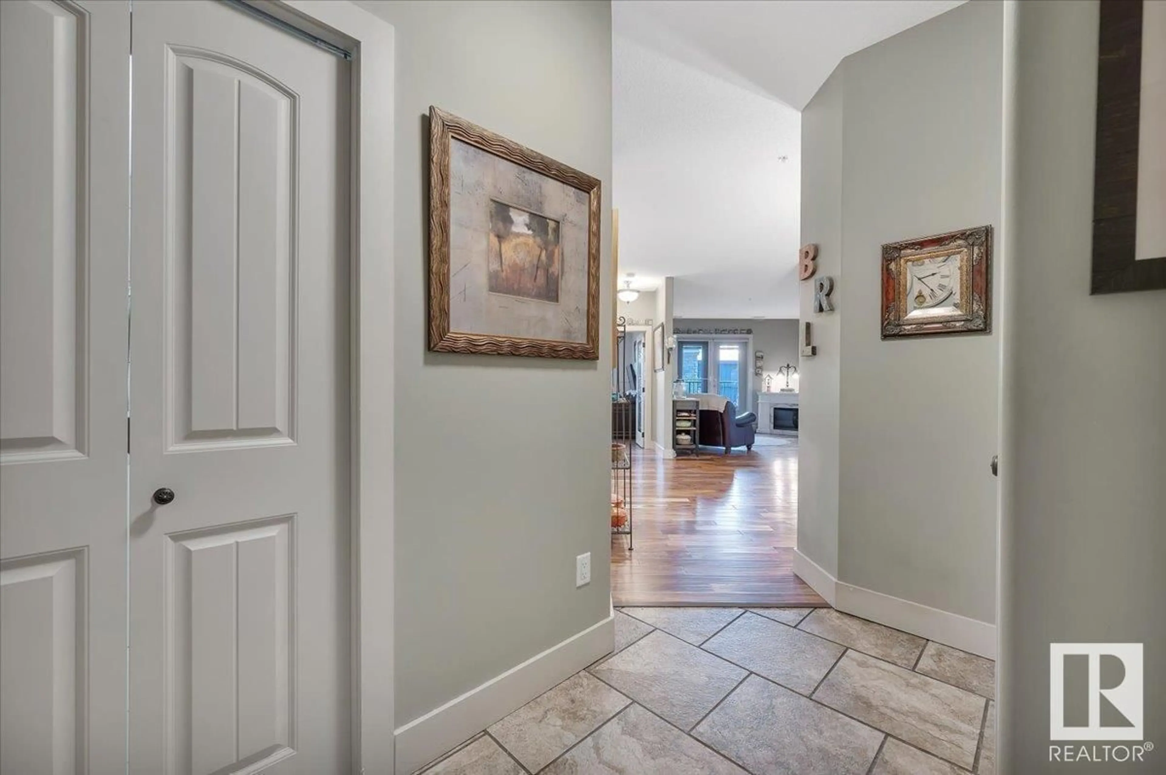 Indoor foyer for 6079 - 136 MAYNARD WY, Edmonton Alberta T6R0S4