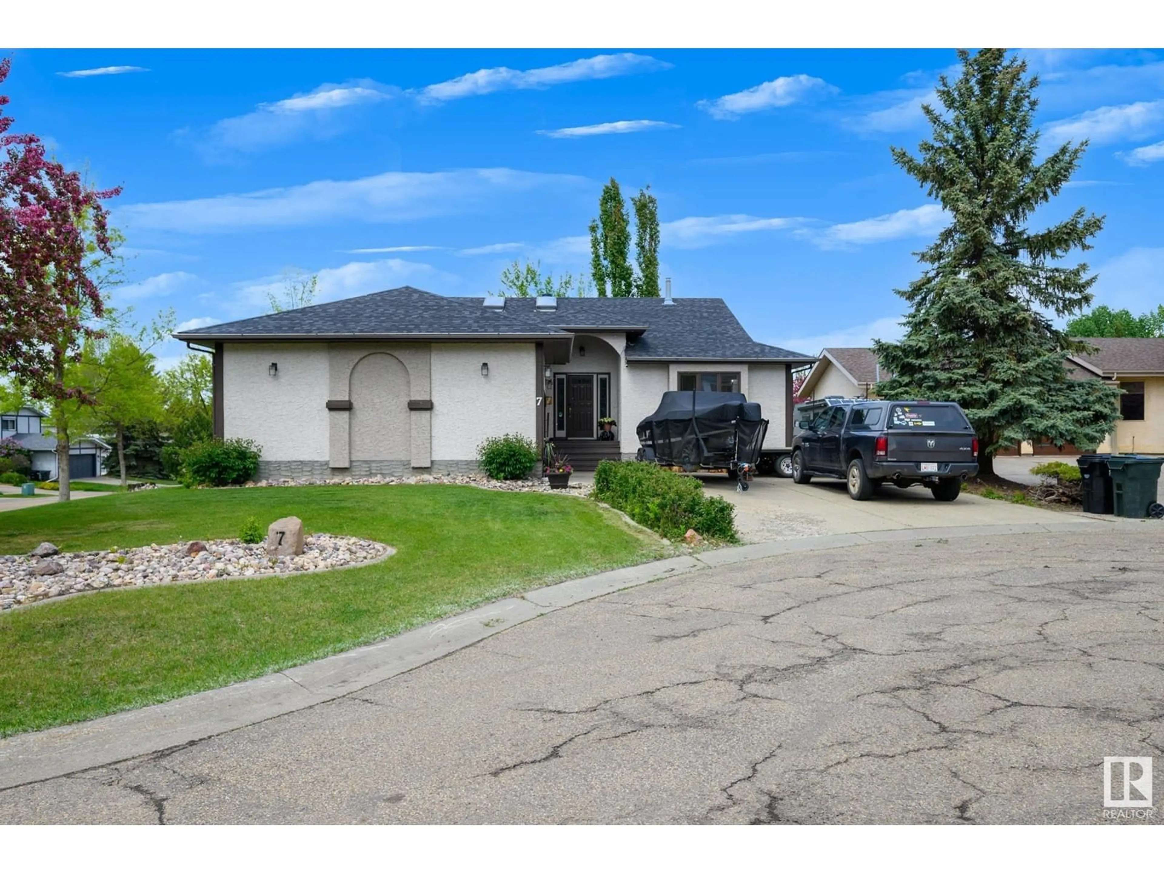 Unknown for 7 FIELDSTONE CV, Spruce Grove Alberta T7X3C1