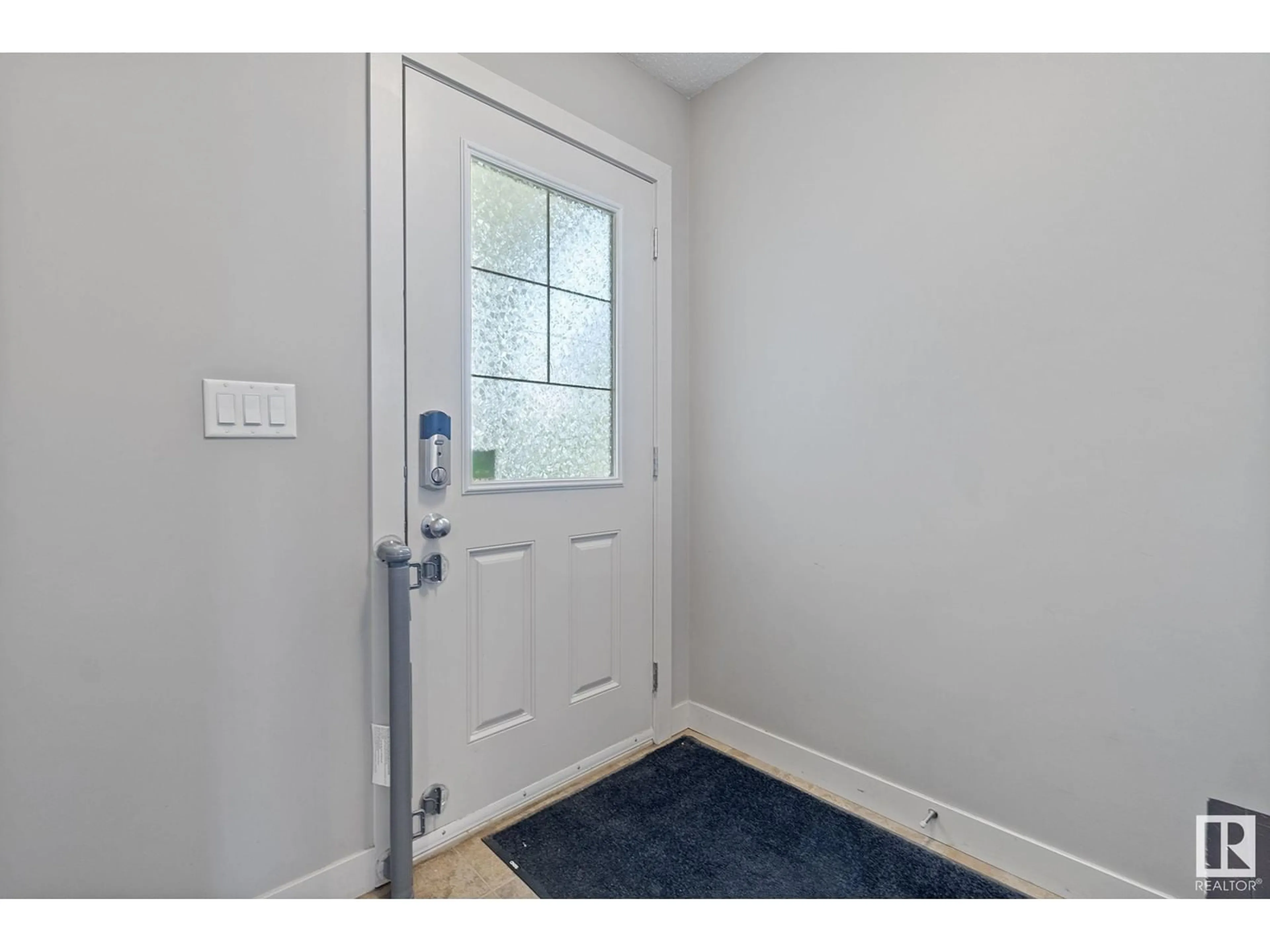 Indoor entryway for 2406 SPARROW CR, Edmonton Alberta T5S0G5