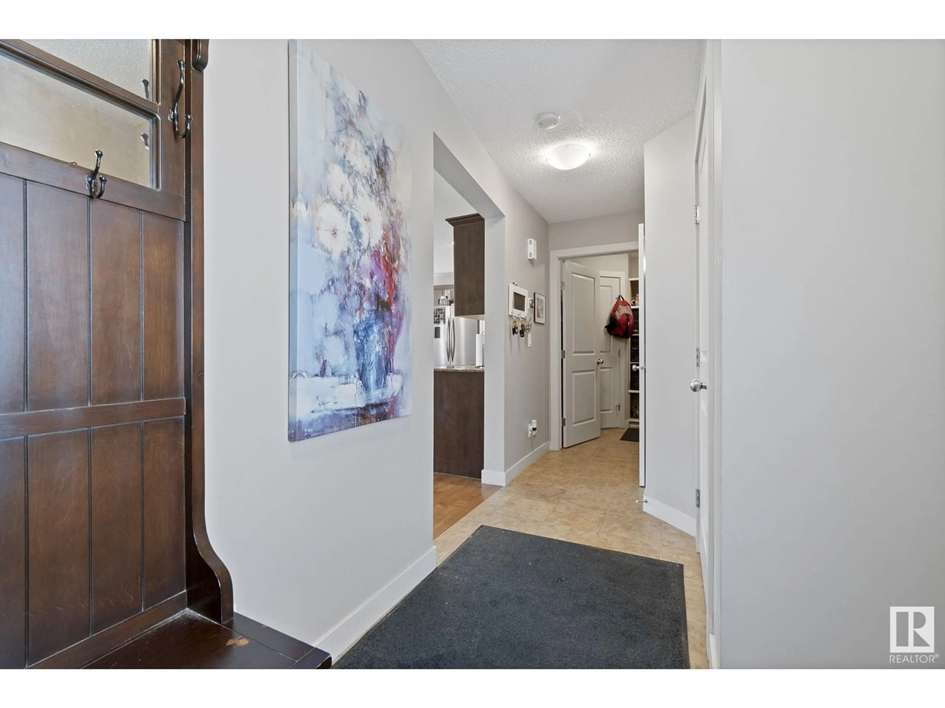 Indoor entryway for 2406 SPARROW CR, Edmonton Alberta T5S0G5