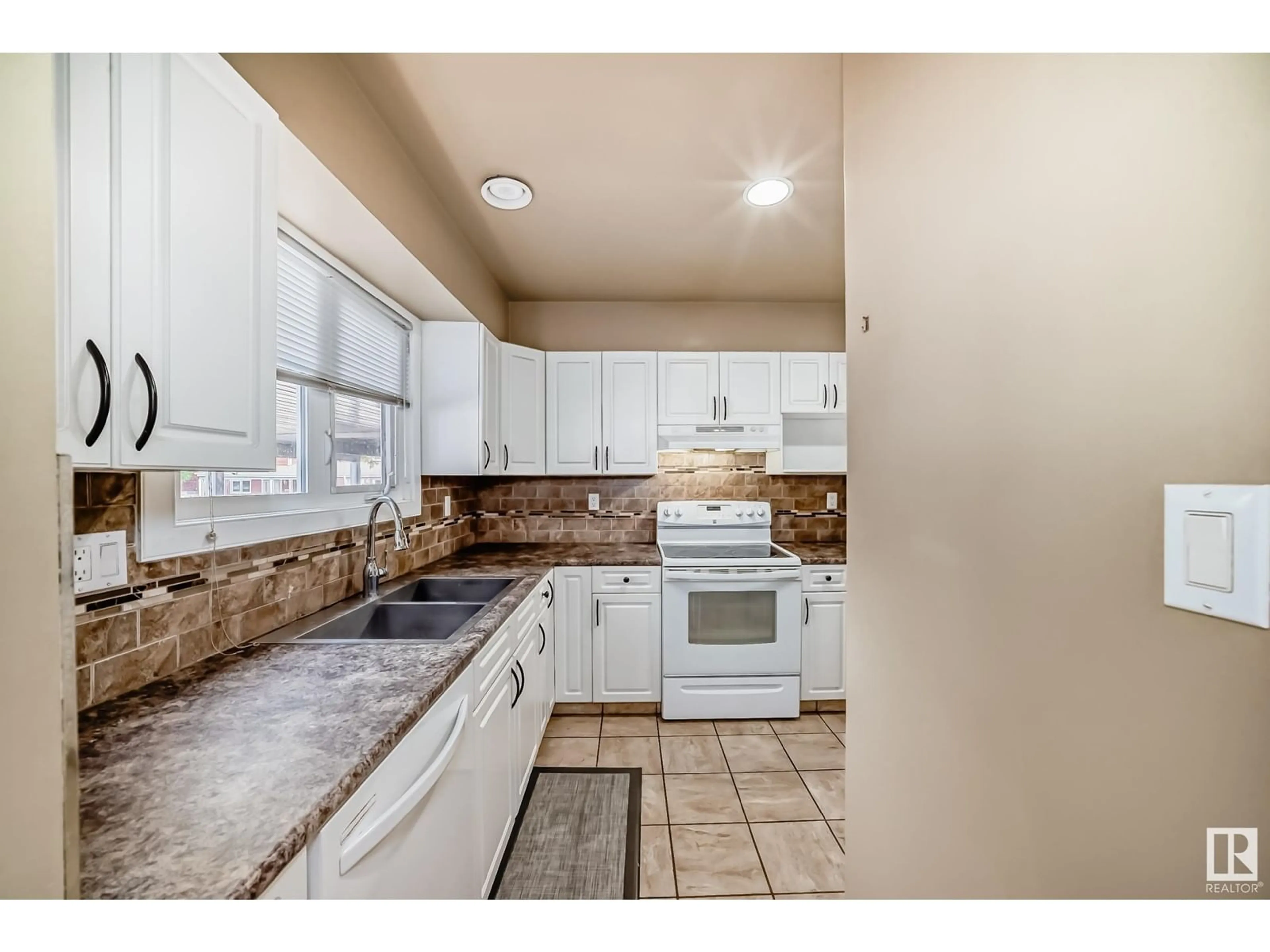 Standard kitchen, ceramic/tile floor for #21 - 1904 48 ST, Edmonton Alberta T6L5H3