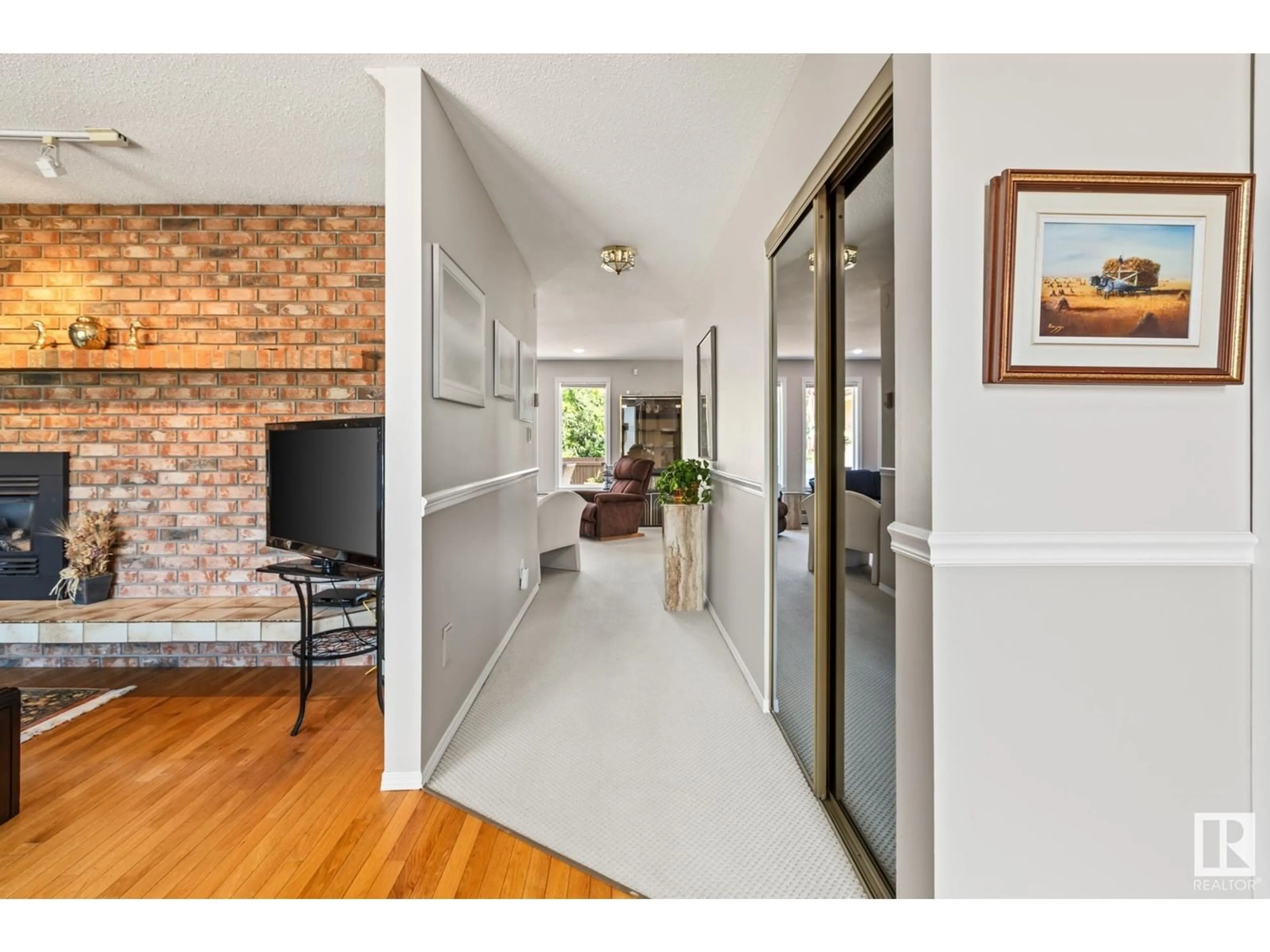 Indoor entryway for NW - 9825 187 ST, Edmonton Alberta T5T3E7